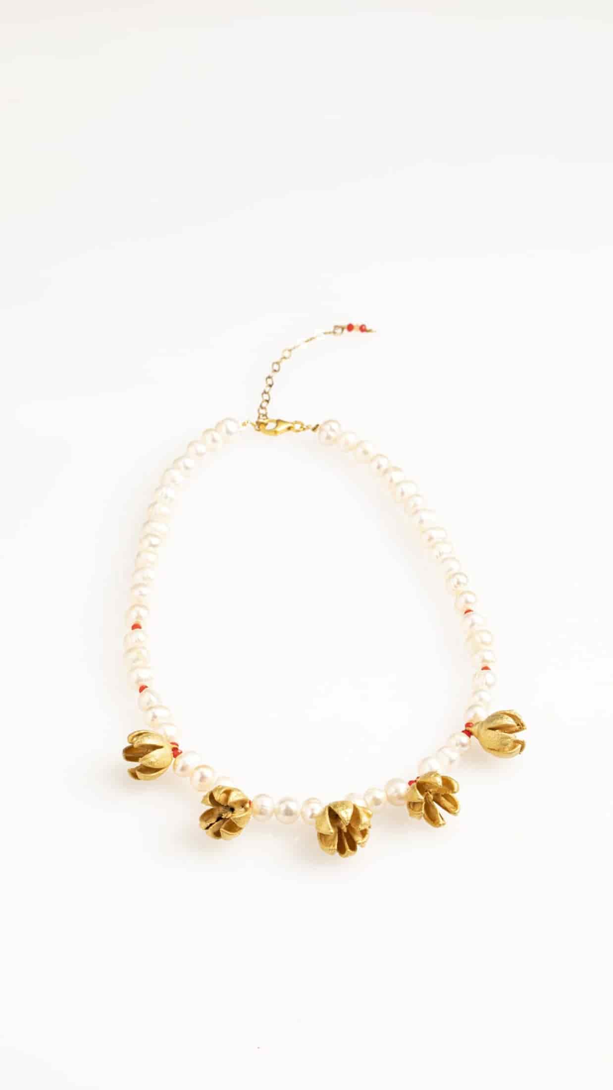 COLLAR CORTO SEMILLAS DE ENEBRO Y PERLAS - miniatura 4