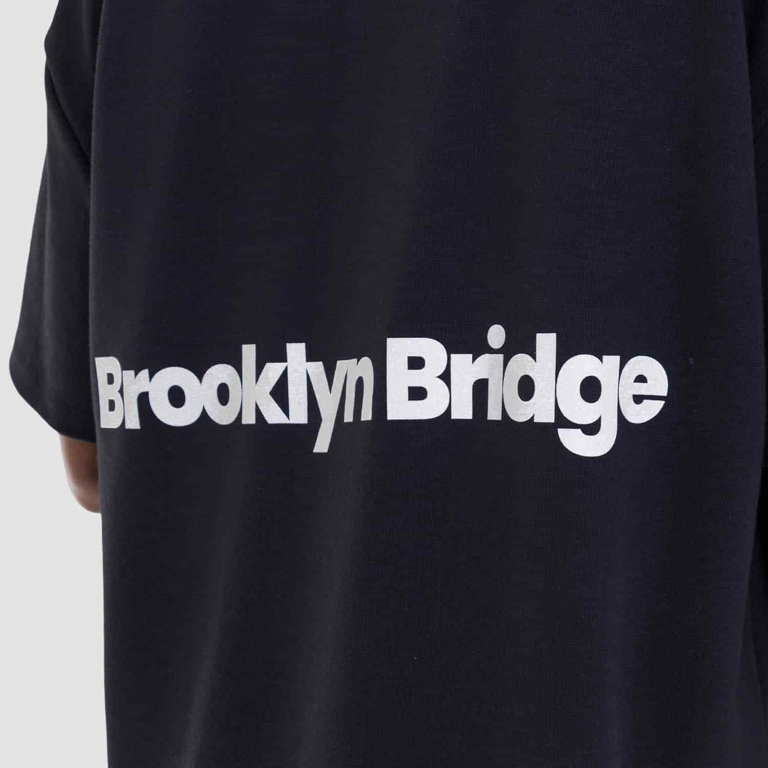 Boxy Fit Tee Brooklyn Bridge Negro - miniatura 12