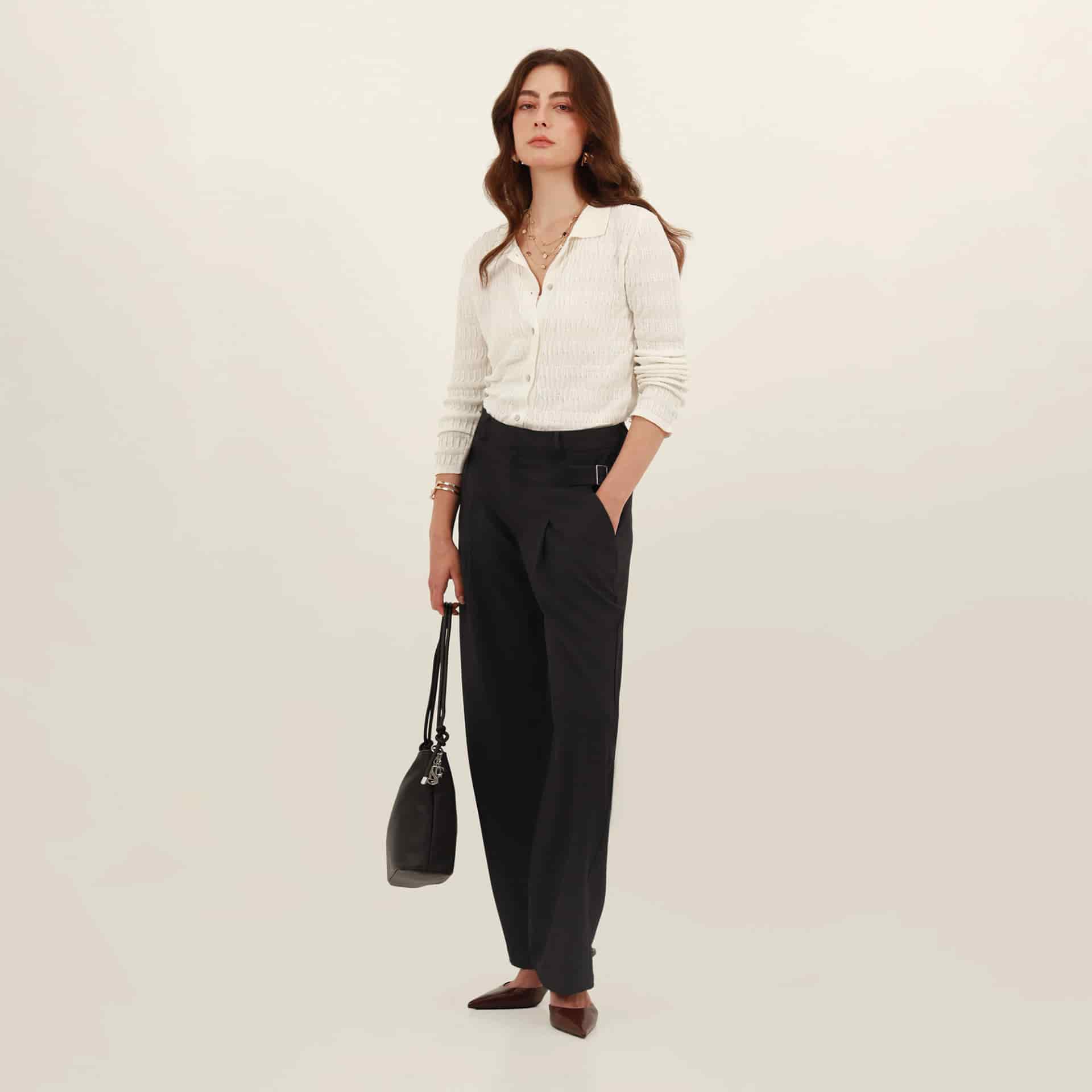 Pantalón bota recta con prenses y charreteras - miniatura 1