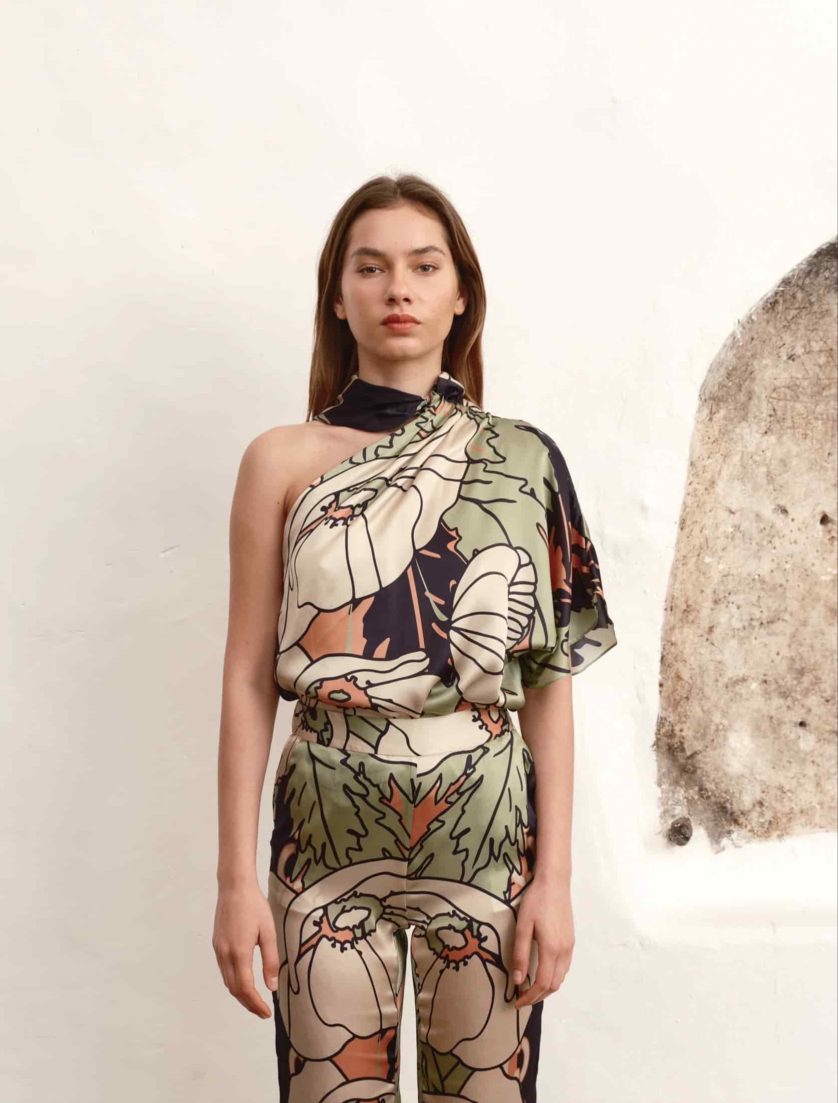 Chiminango Satin Silk Blouse / Sage Gladiolos Garden - miniatura 1