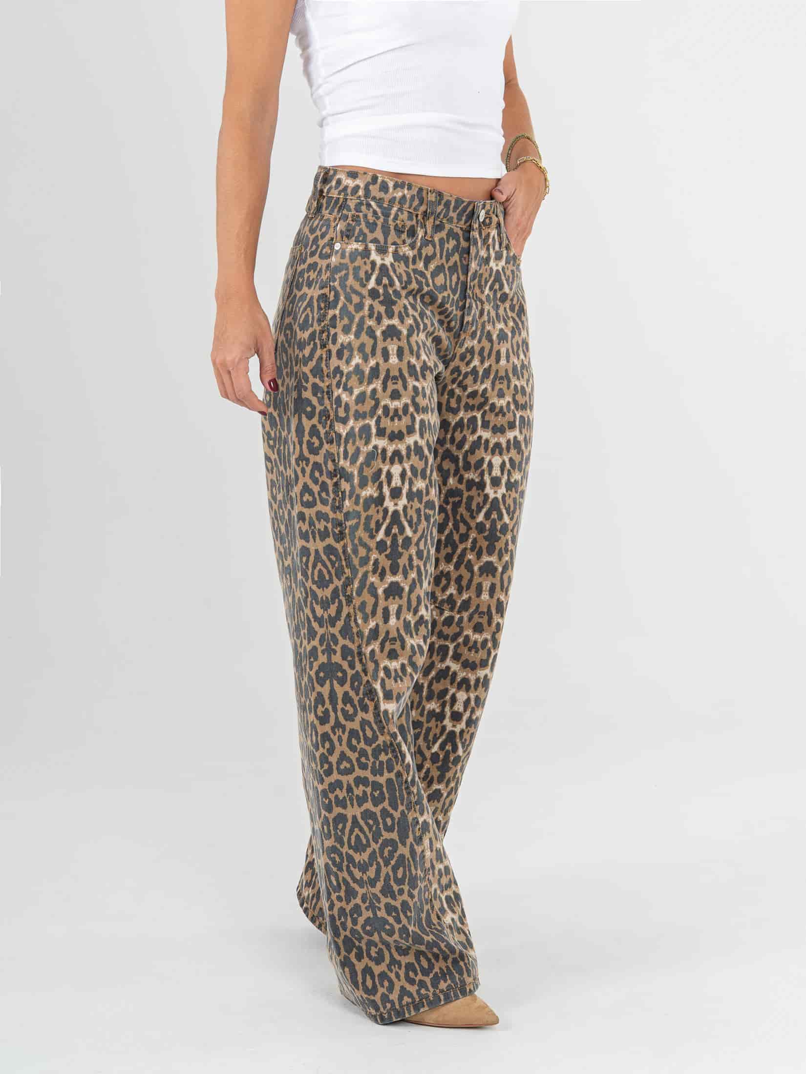 Ref: 0620197 Pantalón wide leg, rígido, tiro alto, corte en costado, estampado animal print. - miniatura 3