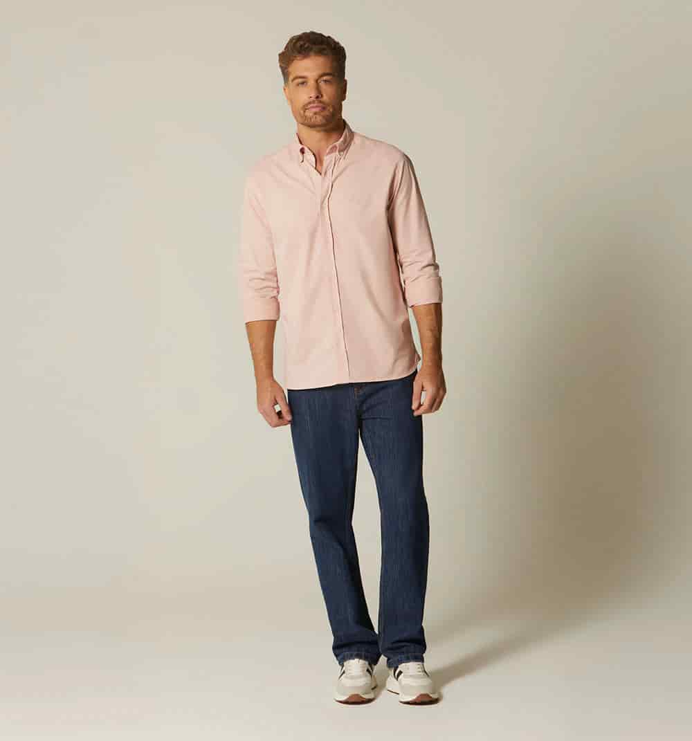 Camisa slim fit para hombre con botón down - miniatura 13