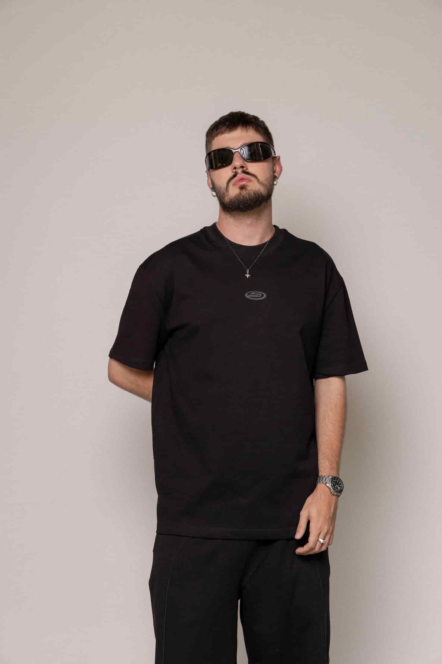 Camiseta Basica Sogno-Negra - miniatura 1