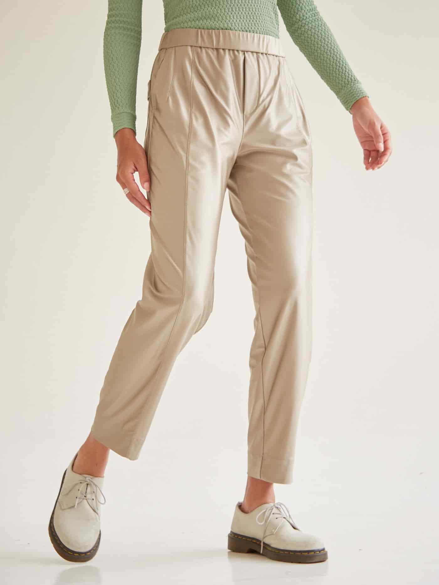 Pantalón Tech Fresh Champaña LUCIDO - miniatura 5