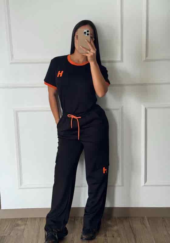 CONJUNTO HERMES NEGRO BORDE NARANJA - miniatura 4