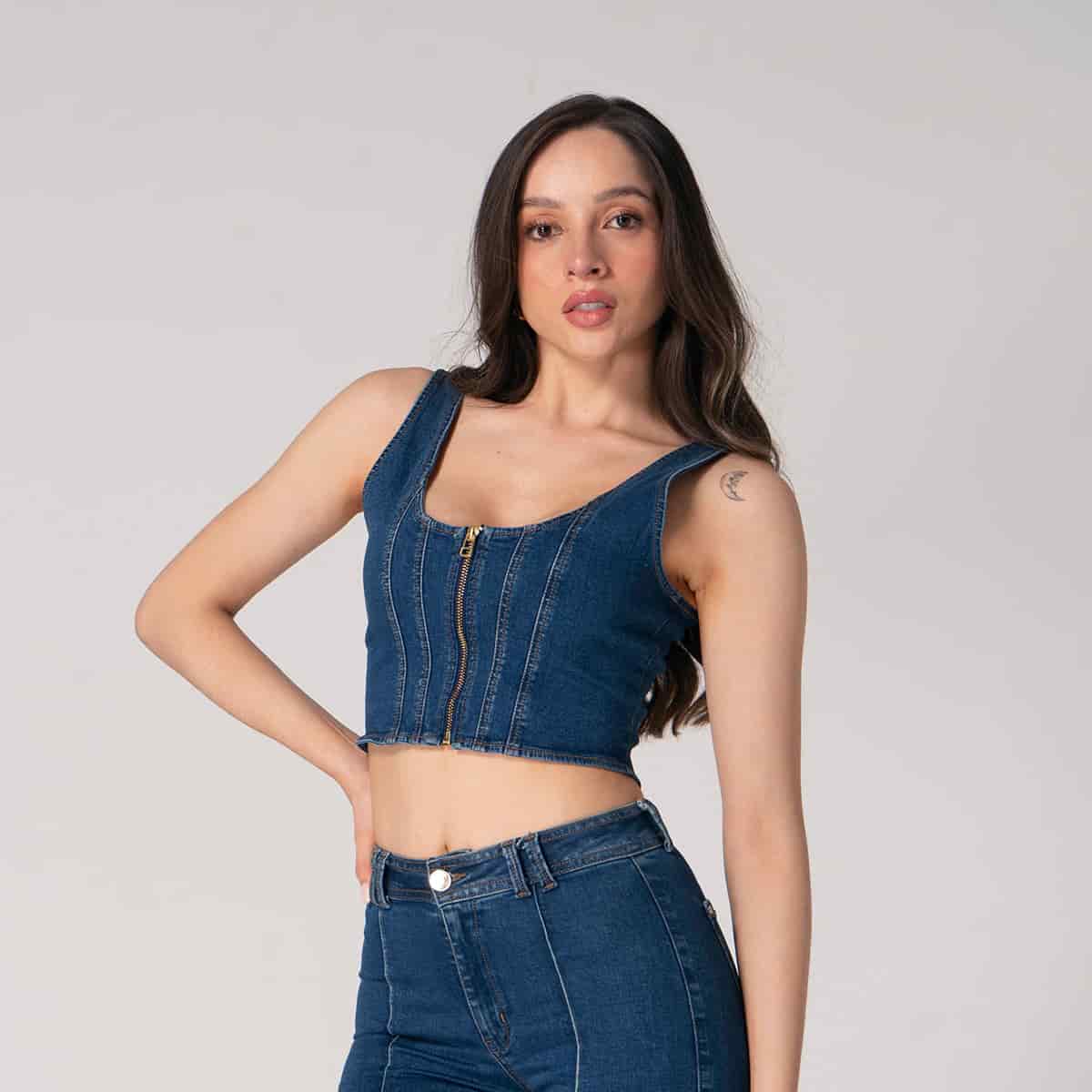 Blusa Crop Top Denim Slim Fava - miniatura 1