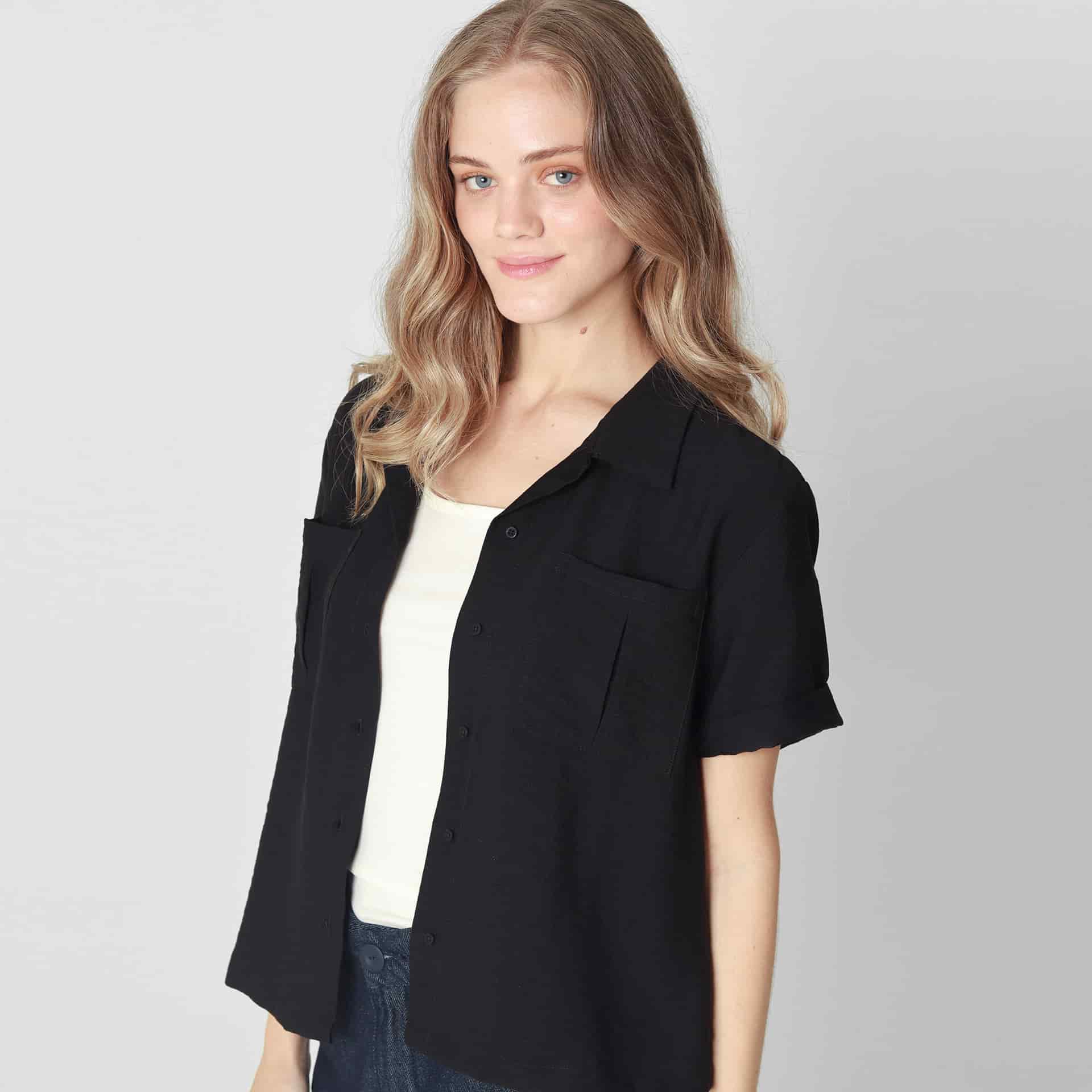 Blusa Cuello Sport Manga Corta - miniatura 1