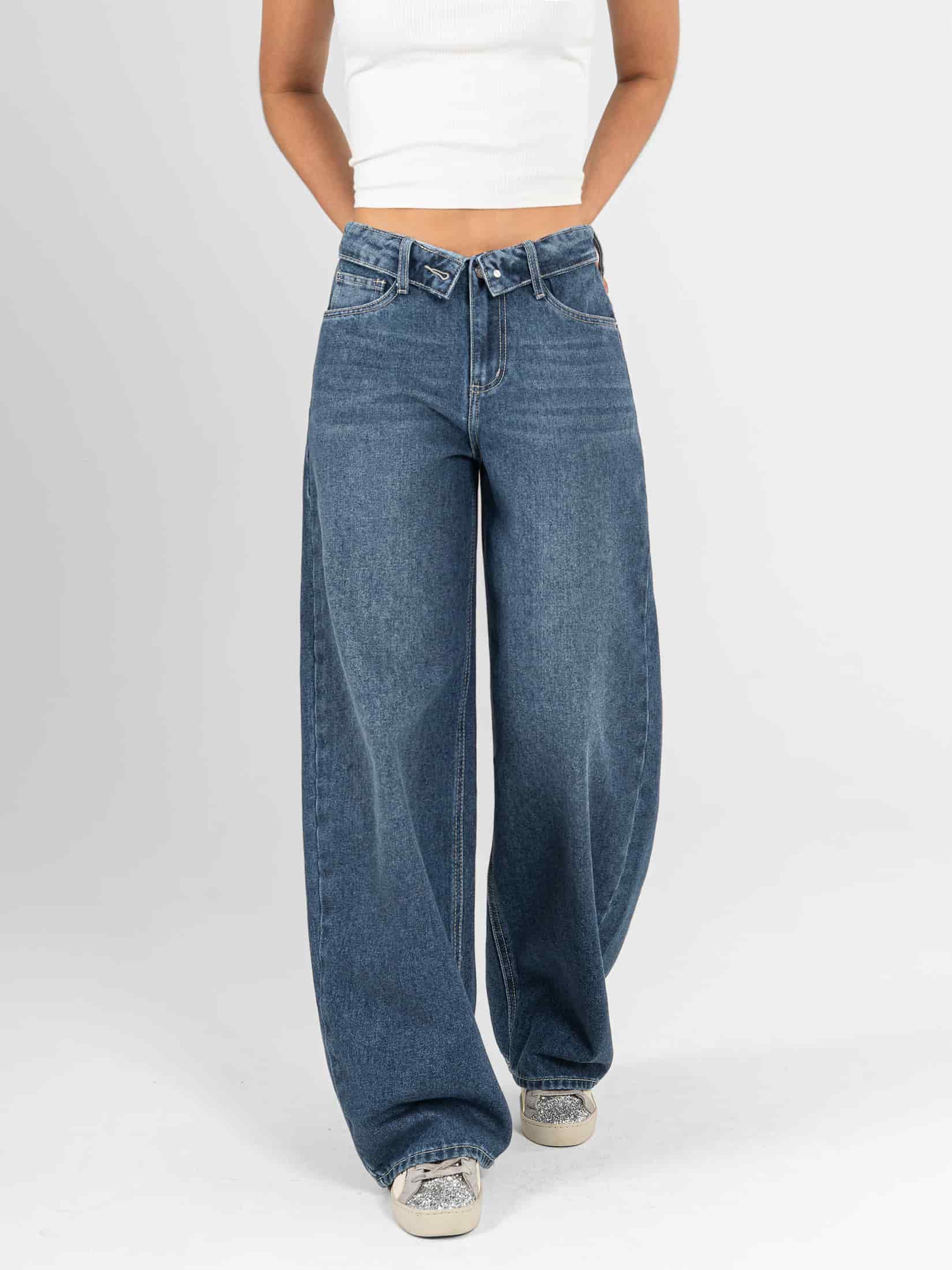 Ref: 066570 Jean wide leg, rígido, tiro medio, detalle en pretina, tono azul medio oscuro - miniatura 1