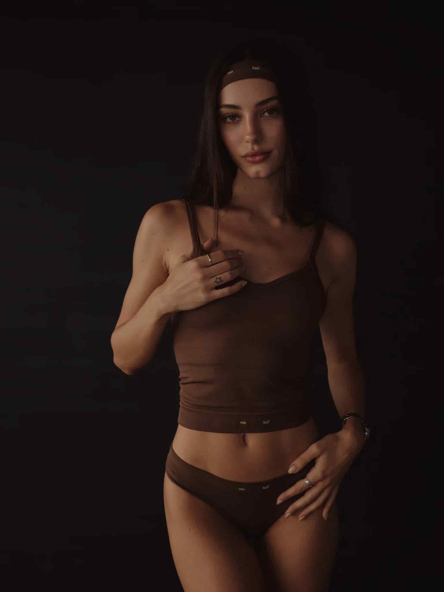 STRETCHY SEAMLESS THONG - SEPIA - miniatura 6