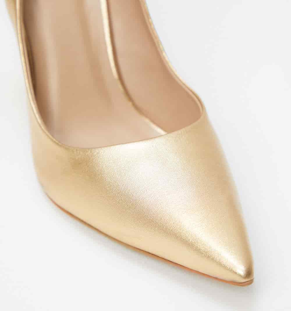 Zapato cerrado metalizado en cuero - miniatura 6