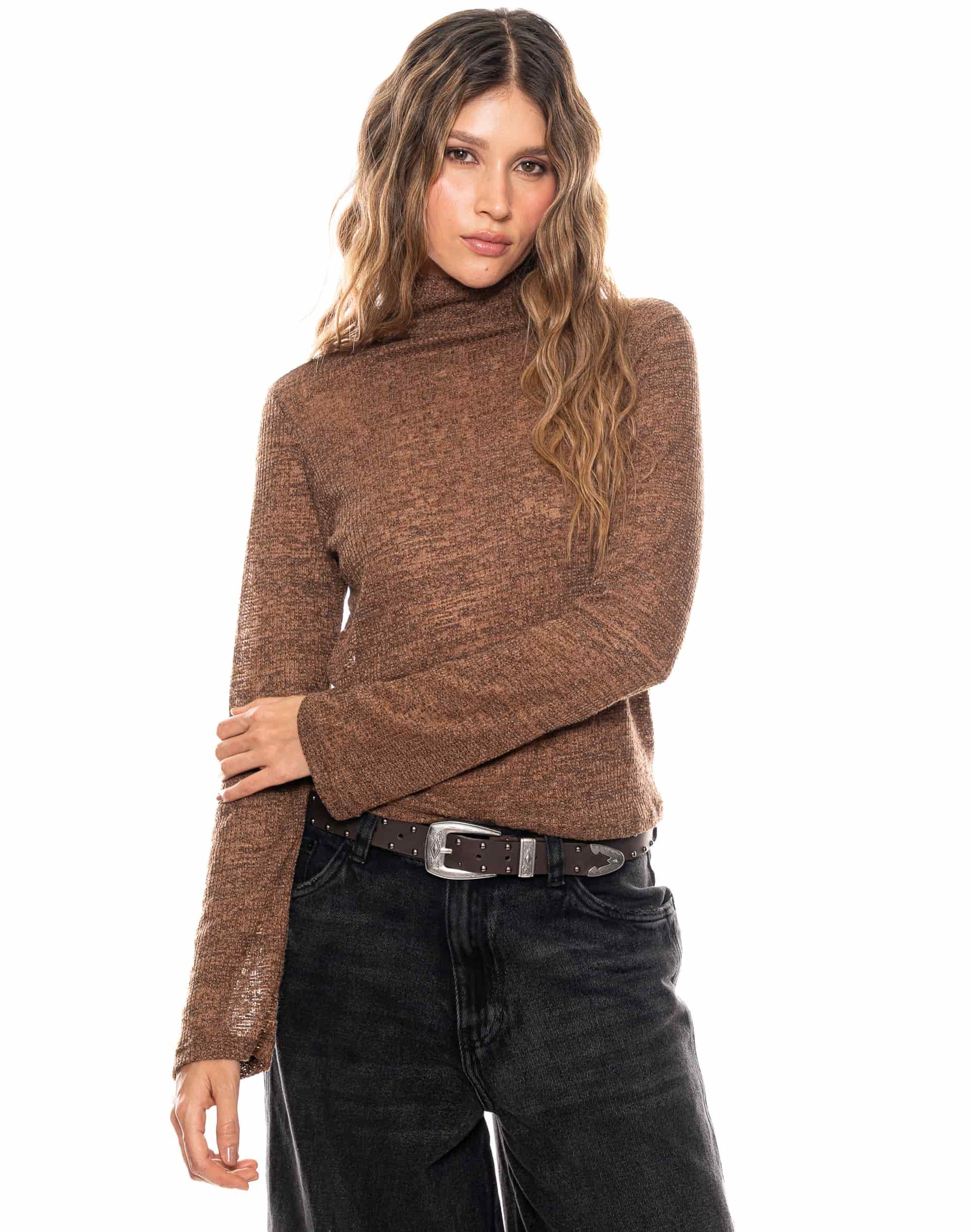 Camiseta Manga Larga Cuello Alto Café - miniatura 8