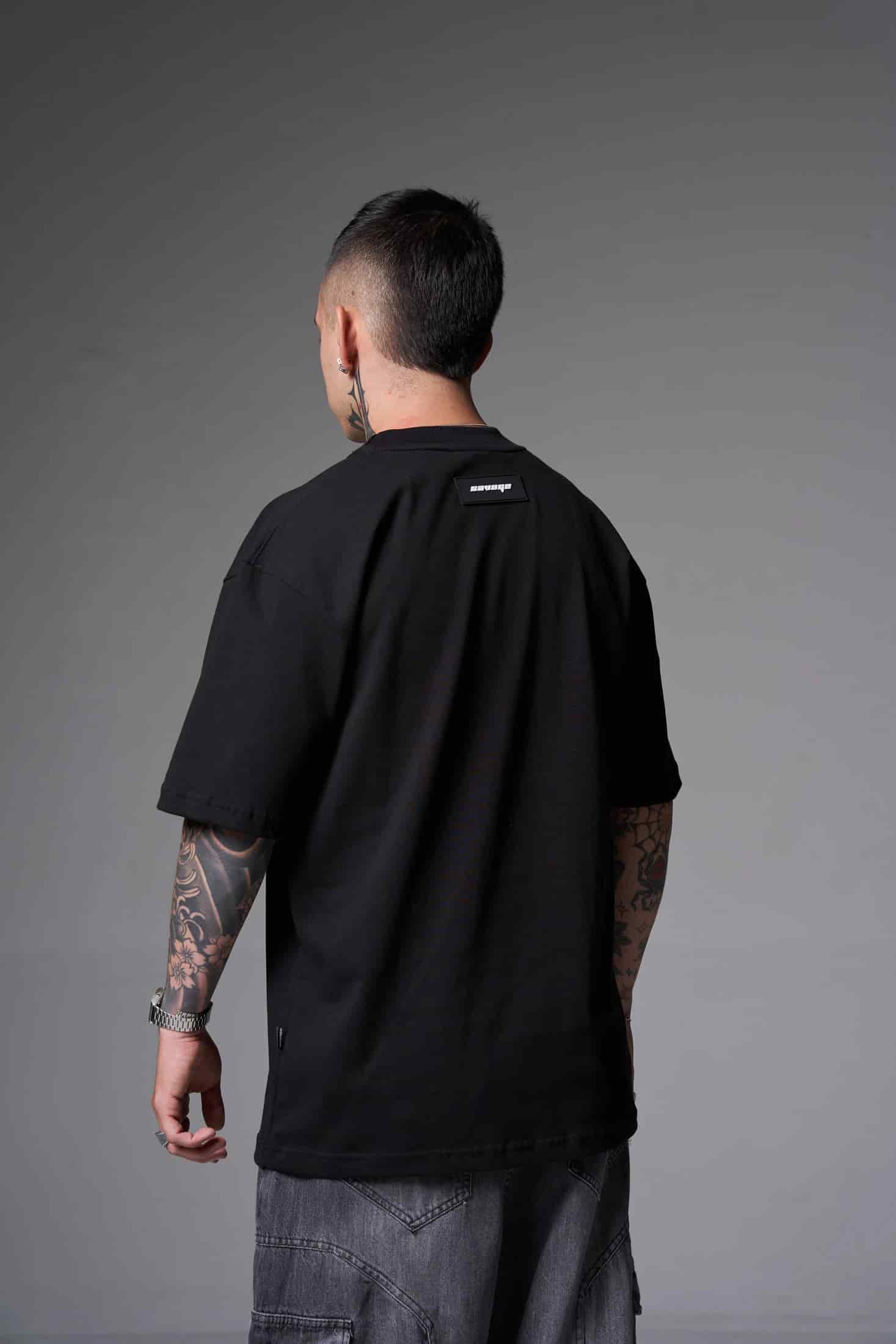 T shirt negra all we need 250 gramos - miniatura 4