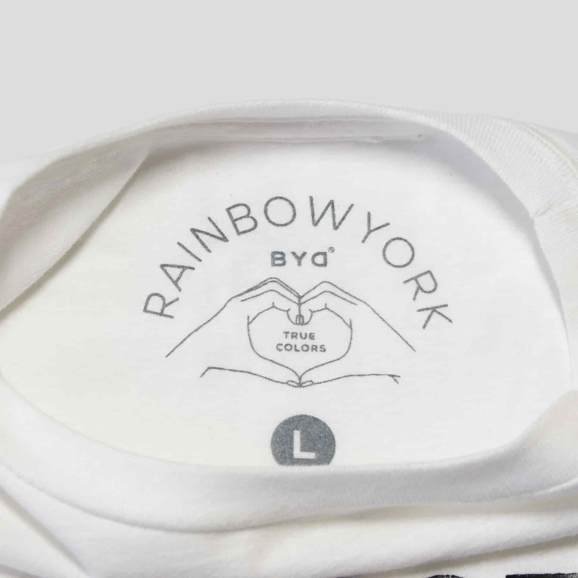 MENOS CLÓSET MÁS RAINBOW T-SHIRT - miniatura 7