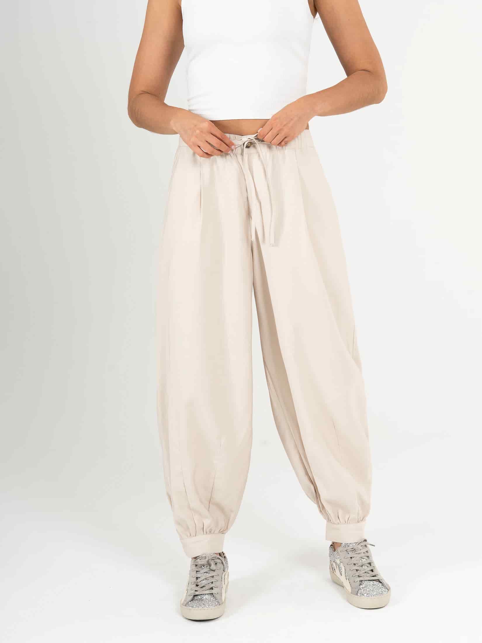 Ref: 0620539 Pantalón wide leg, tejido plano liviano, tiro alto, detalle en bota, tono arena - miniatura 3