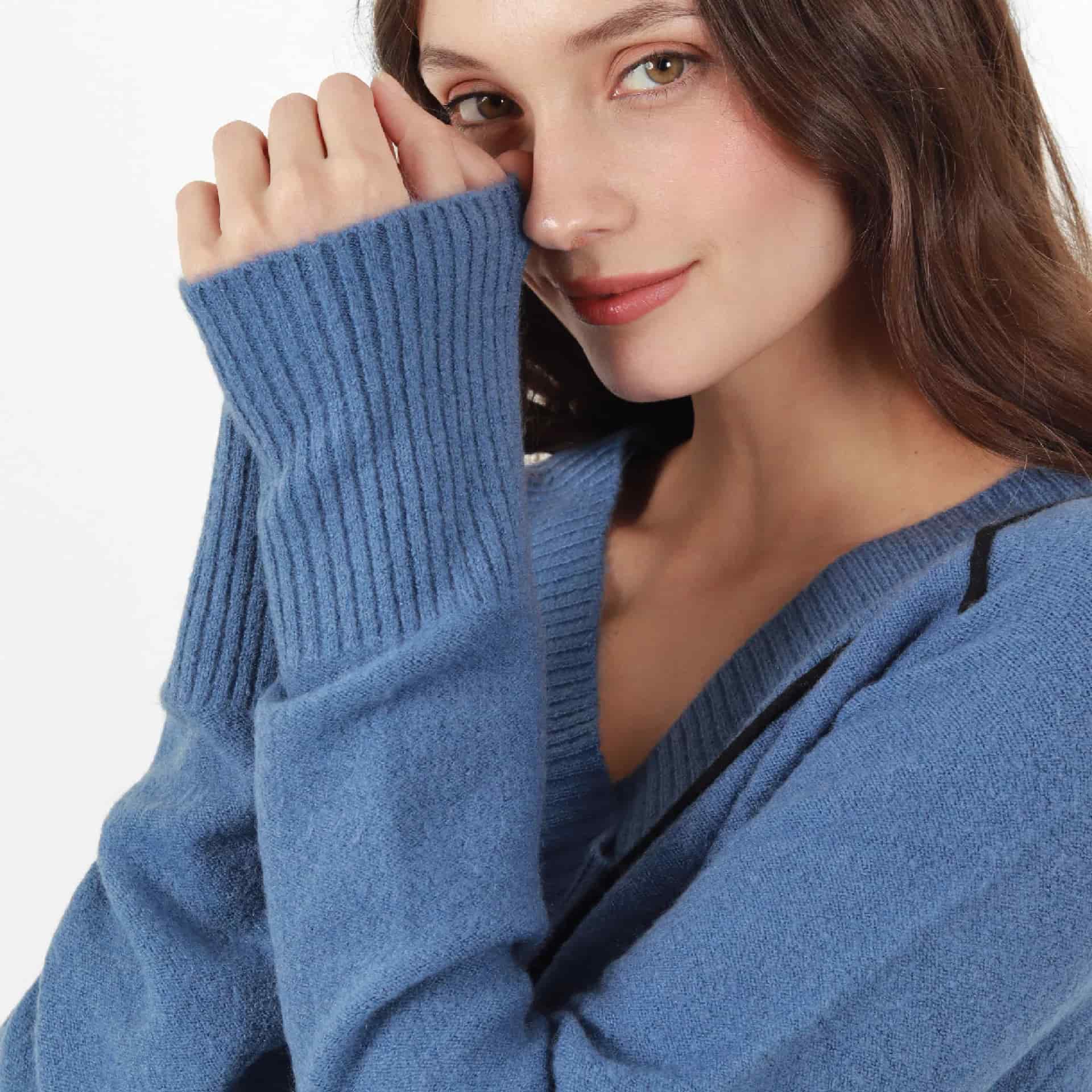 Sweater Cuello V Manga Larga - miniatura 2