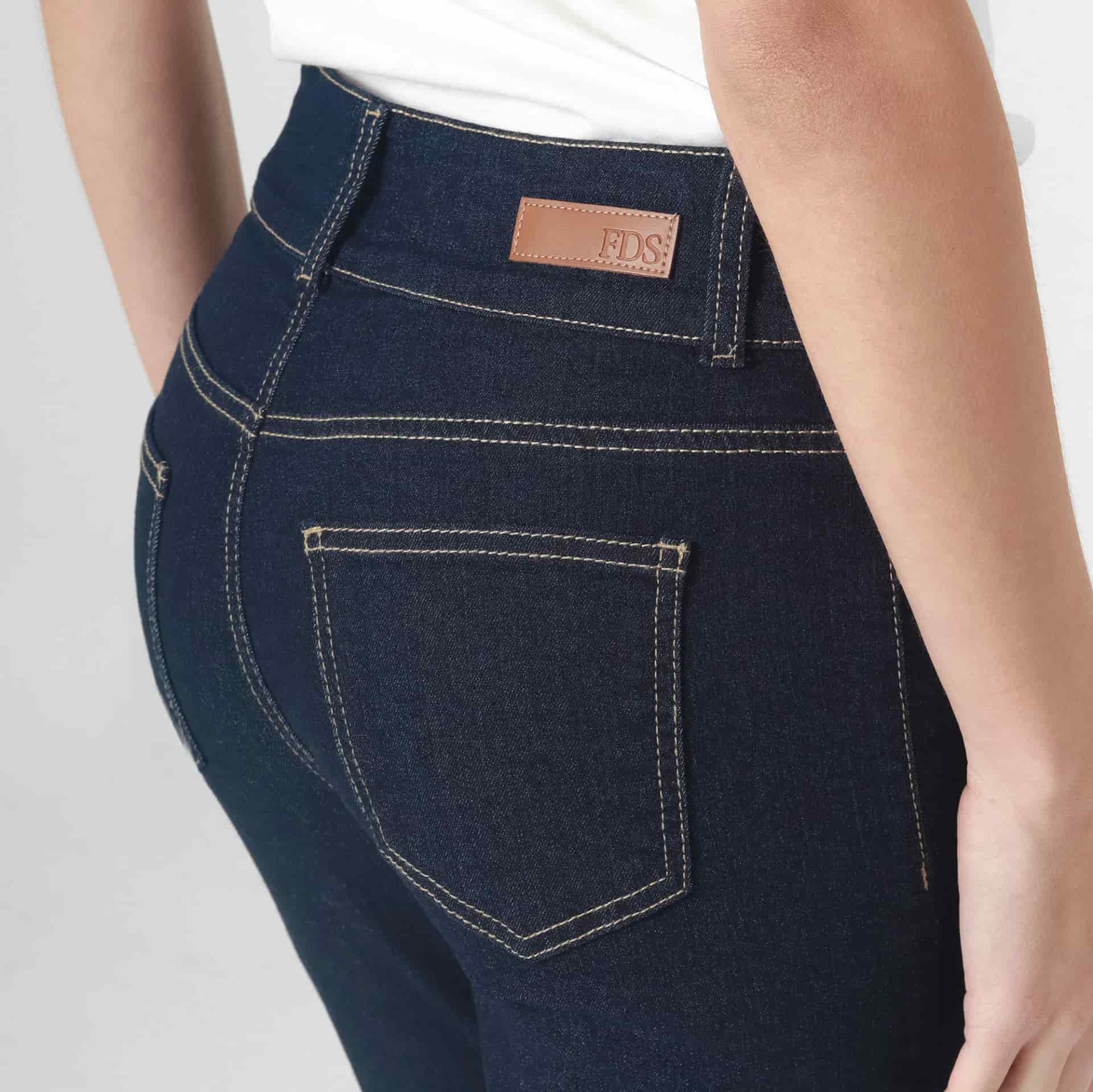 Jean Tiro Medio Bota Skinny - miniatura 4