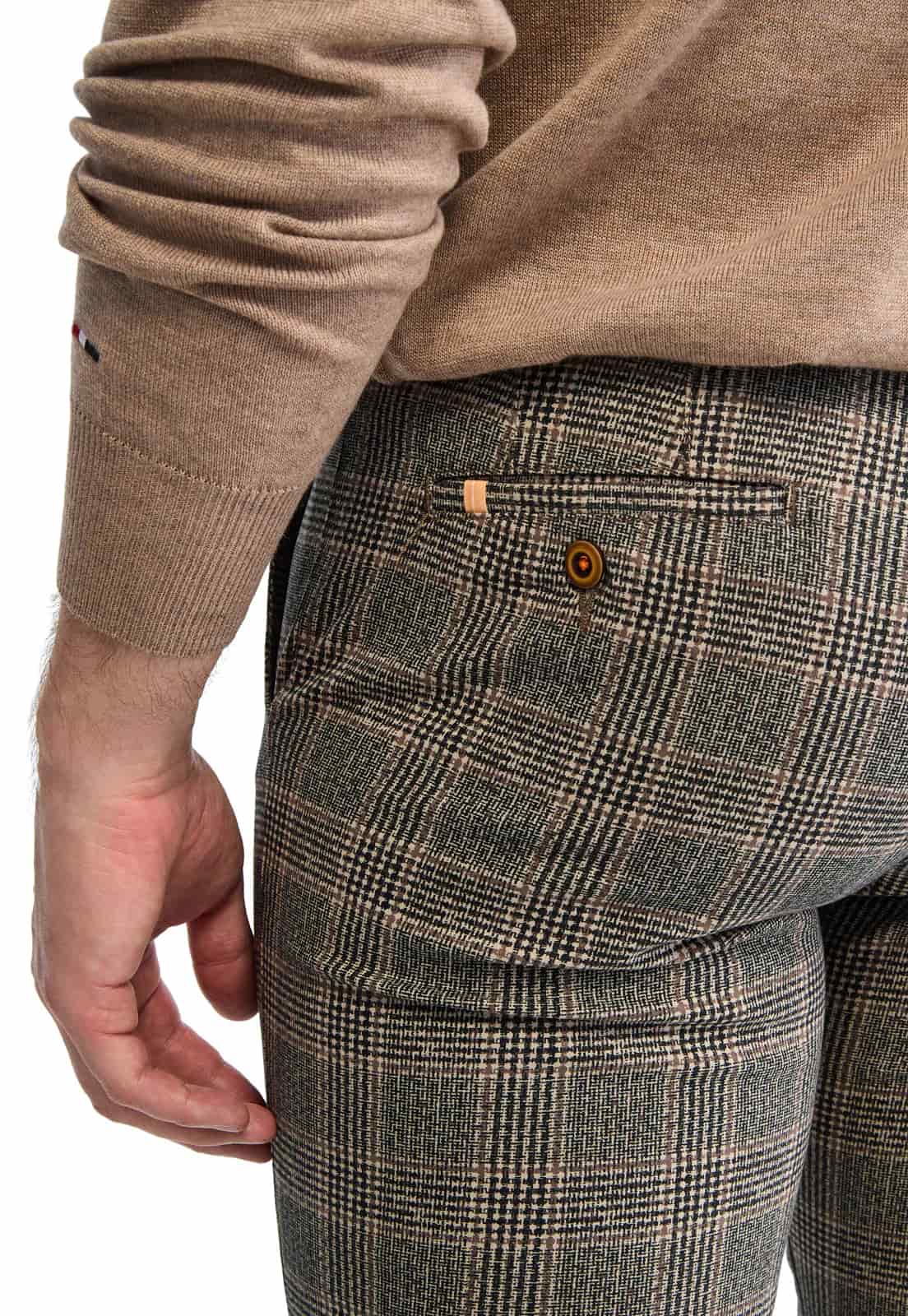 Pantalón dril a cuadros gris con camel - miniatura 7