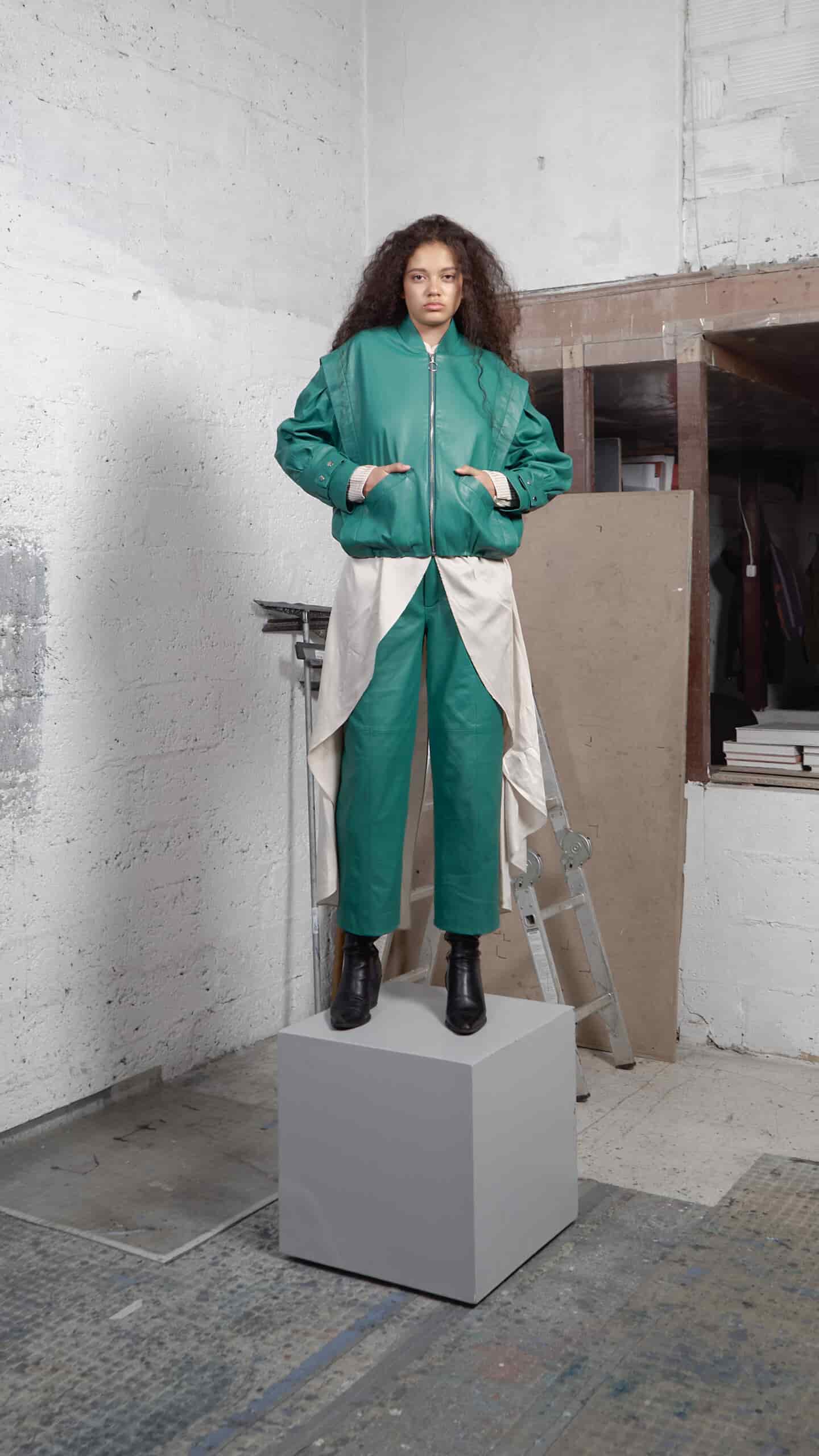 BOMBER LEATHER JACKET - miniatura 9