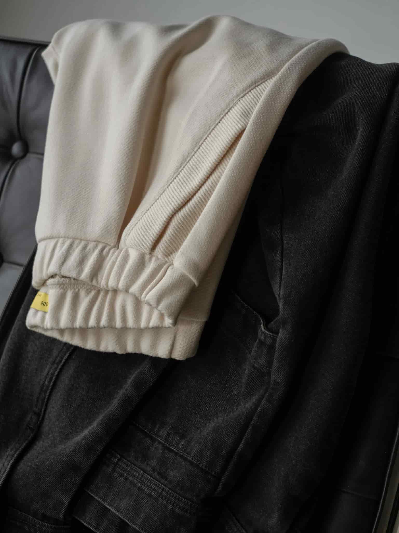 MEN MINIMAL JOGGER - CREAMY - miniatura 14