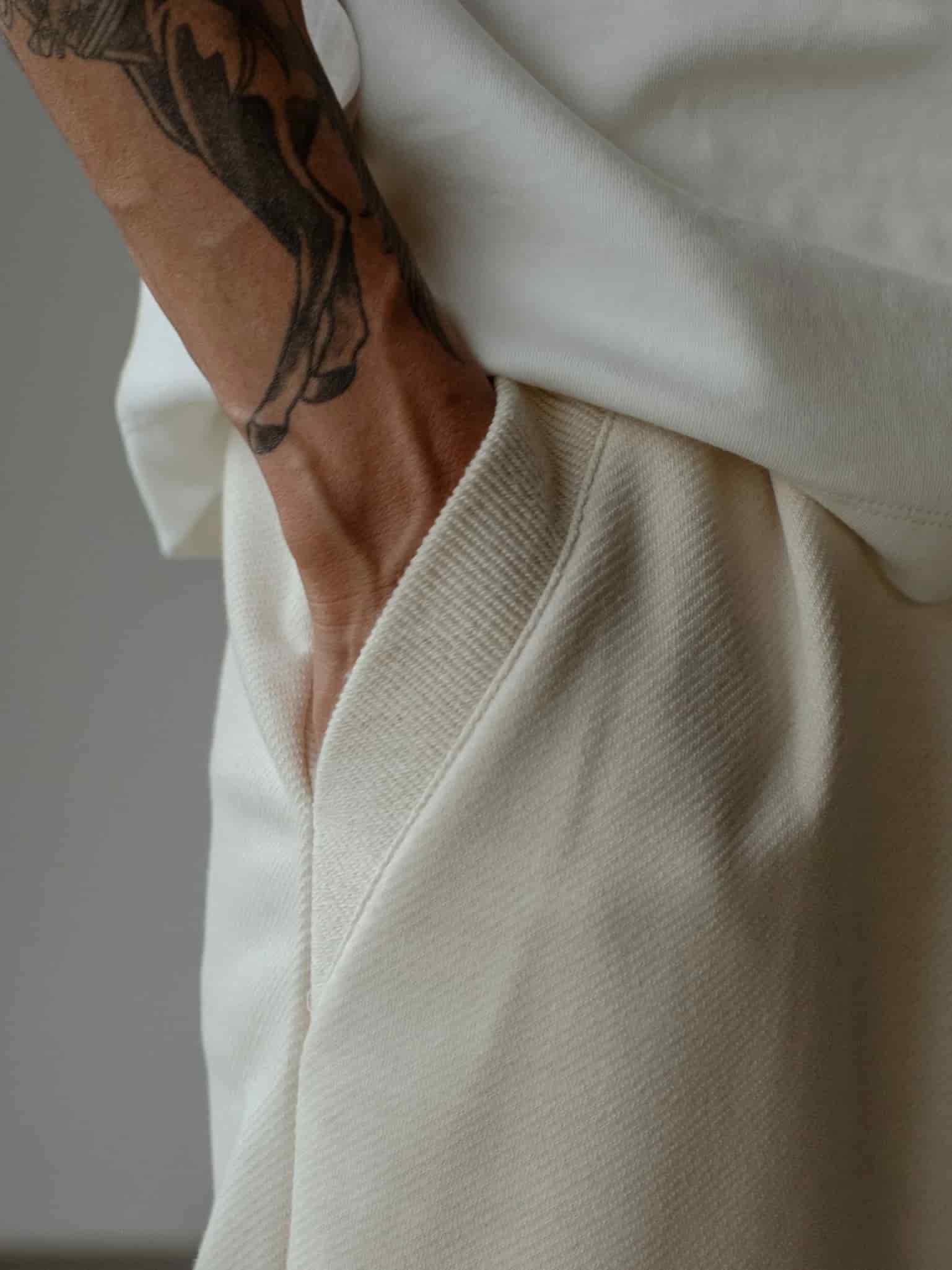MEN MINIMAL JOGGER - CREAMY - miniatura 11
