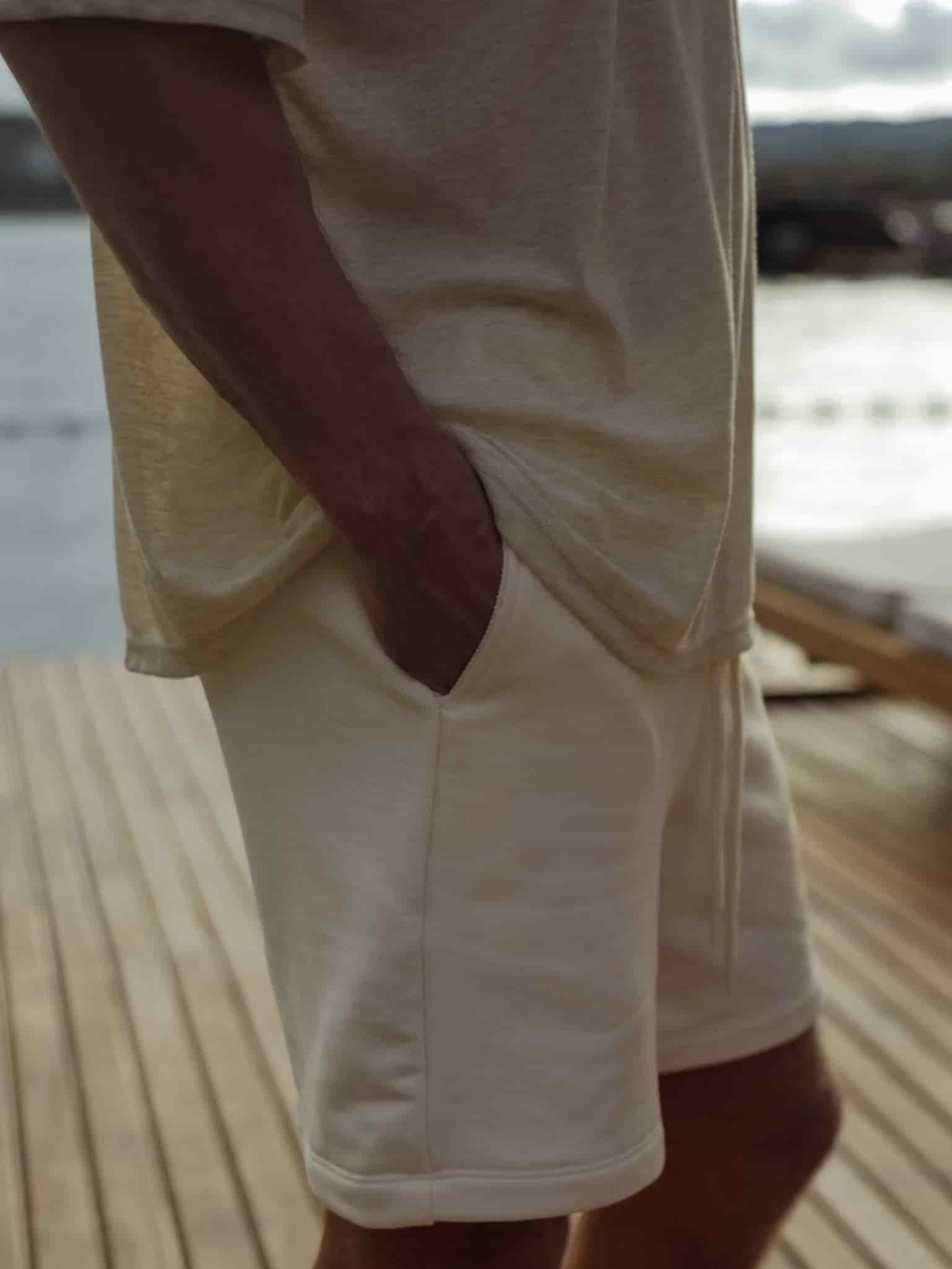 MEN COTTON MINIMAL SHORT - SEA SALT - miniatura 23