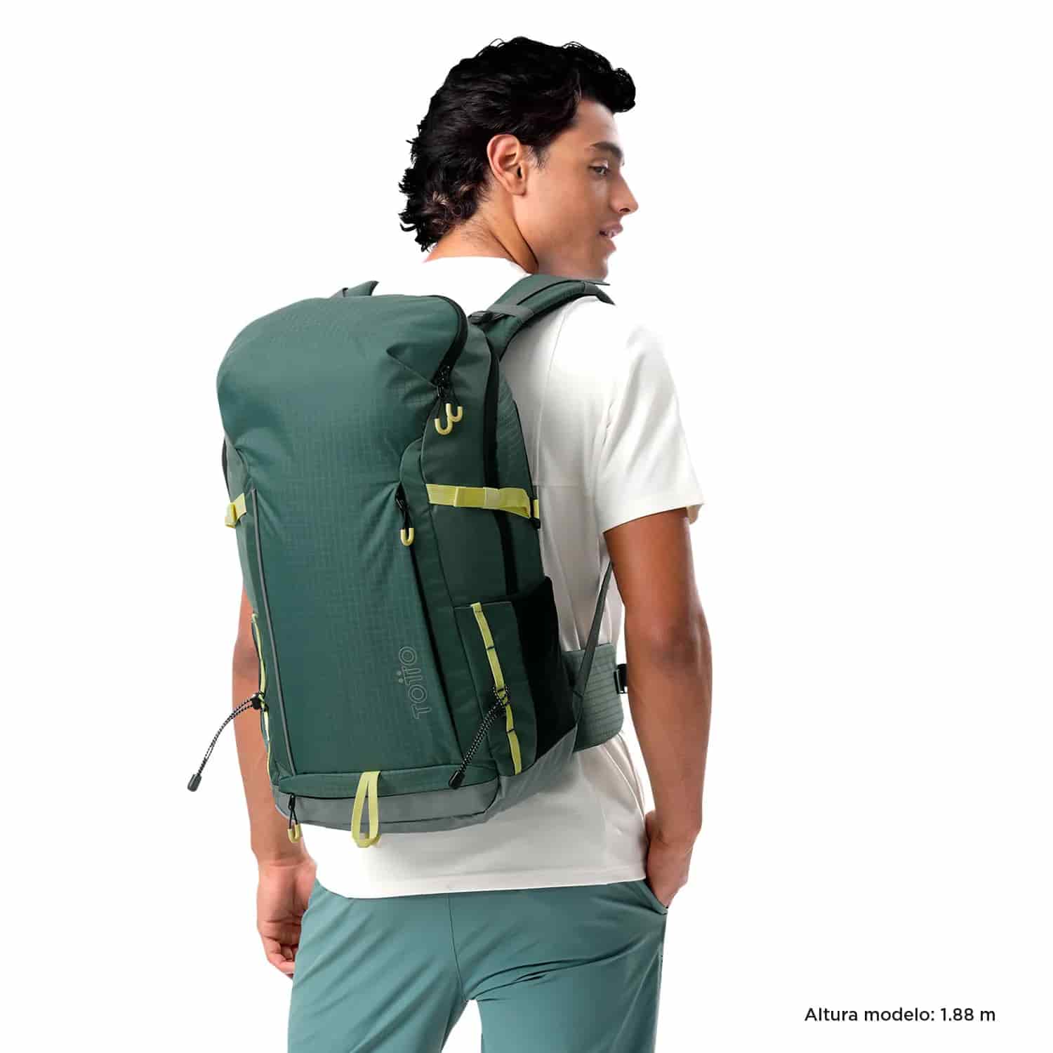 Morral Outdoor Summit 35 Morado con Sistema de Pedernal - miniatura 2