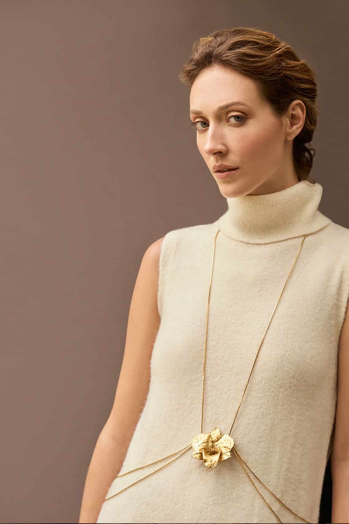 DENDROBIUM ORCHID AND LEAVE NECKLACE - miniatura 1