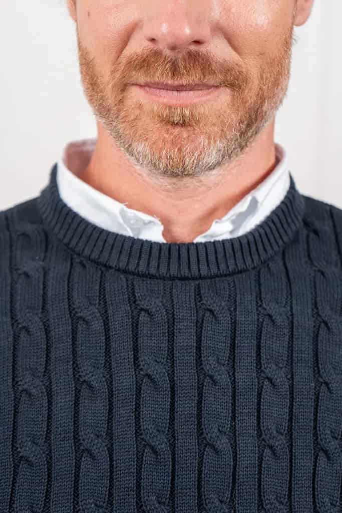 Suéter trenzado cuello redondo Hombre Azul oscuro - miniatura 3
