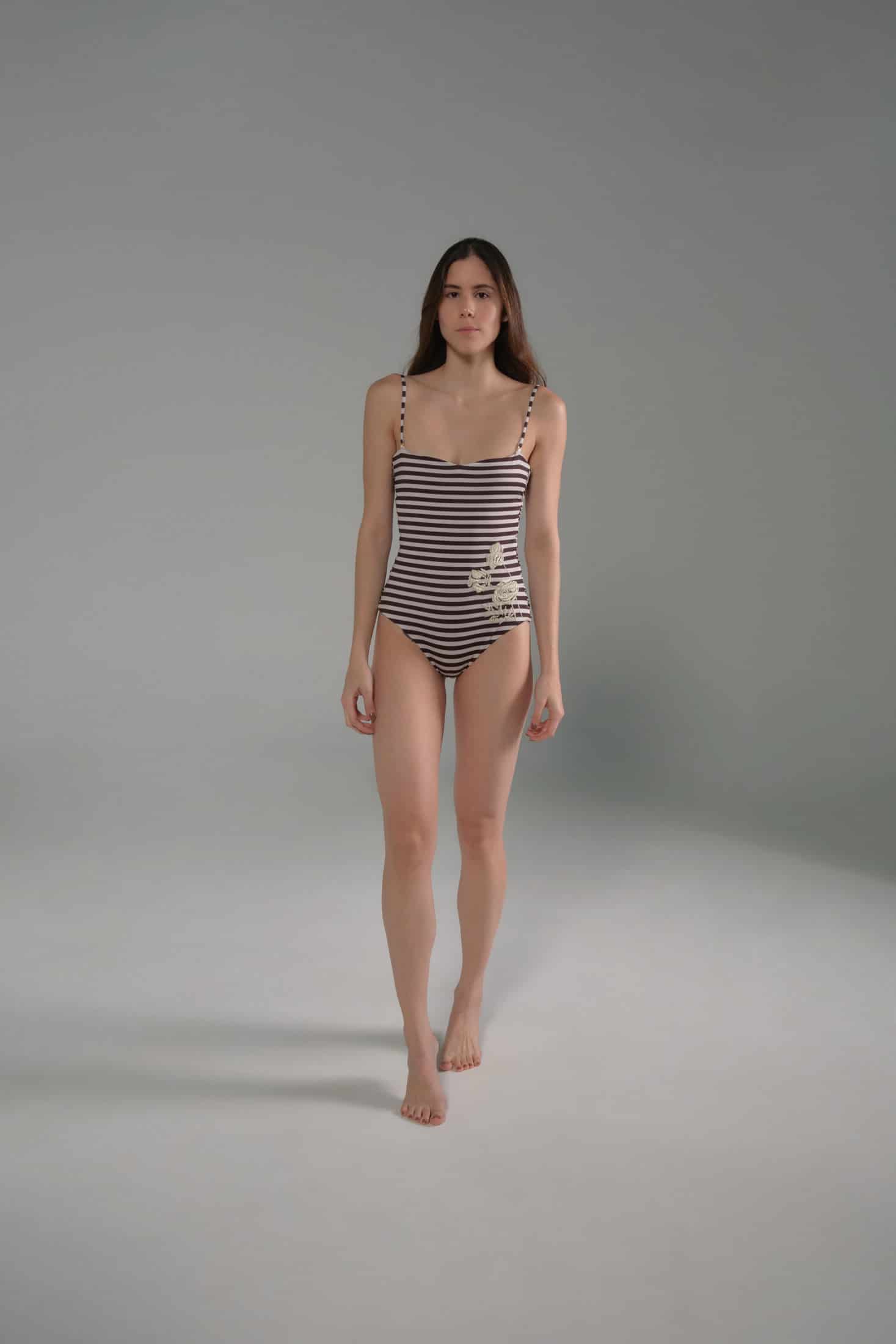 Las Balsas Embroidered One Piece / Black & White Stripes - miniatura 3
