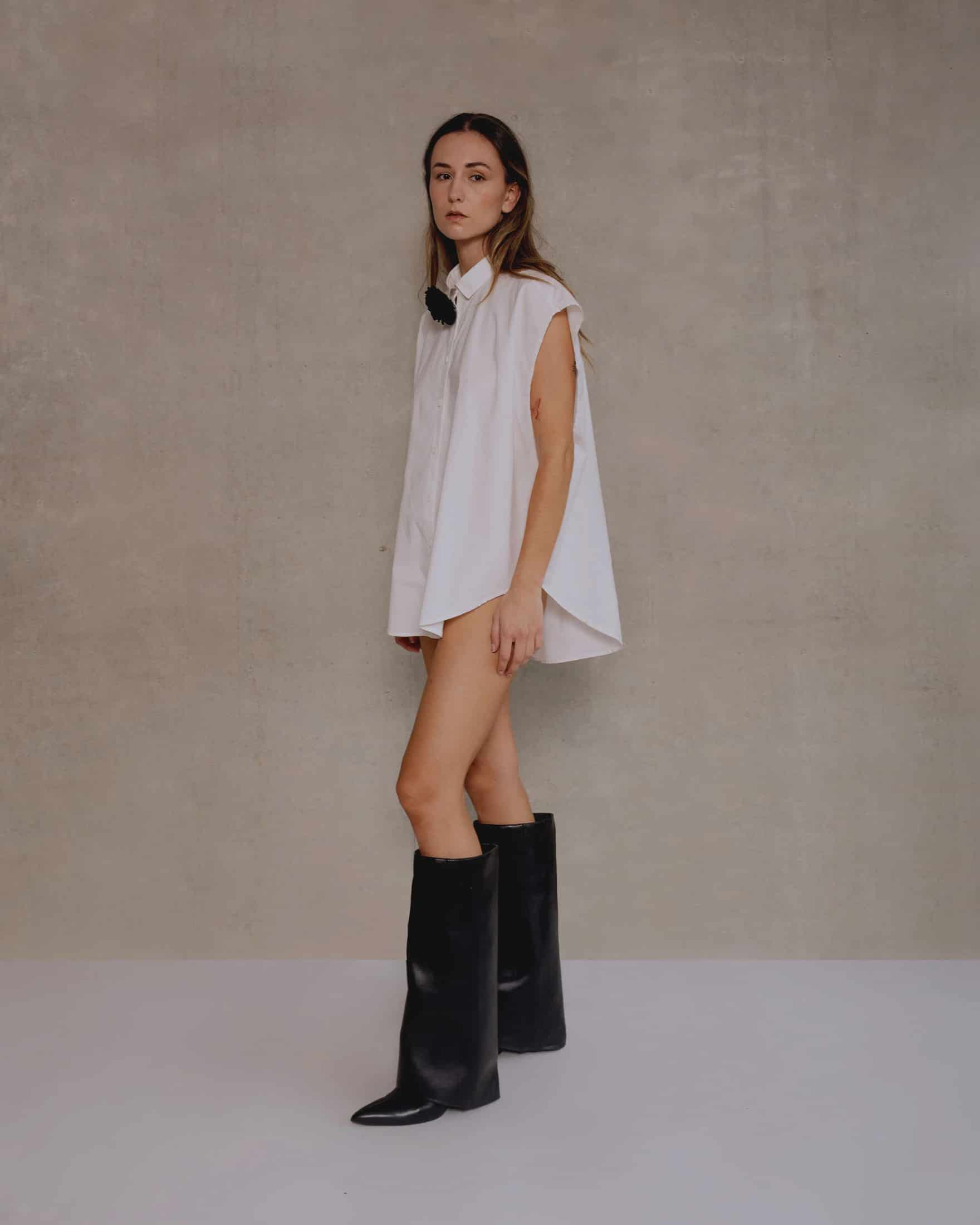 Sleeve-Less TUMO Shirt - miniatura 2
