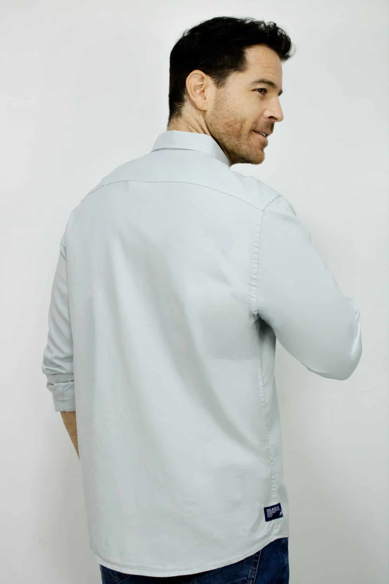 Camisa Manga Larga Gris Oxford Para Hombre - miniatura 3