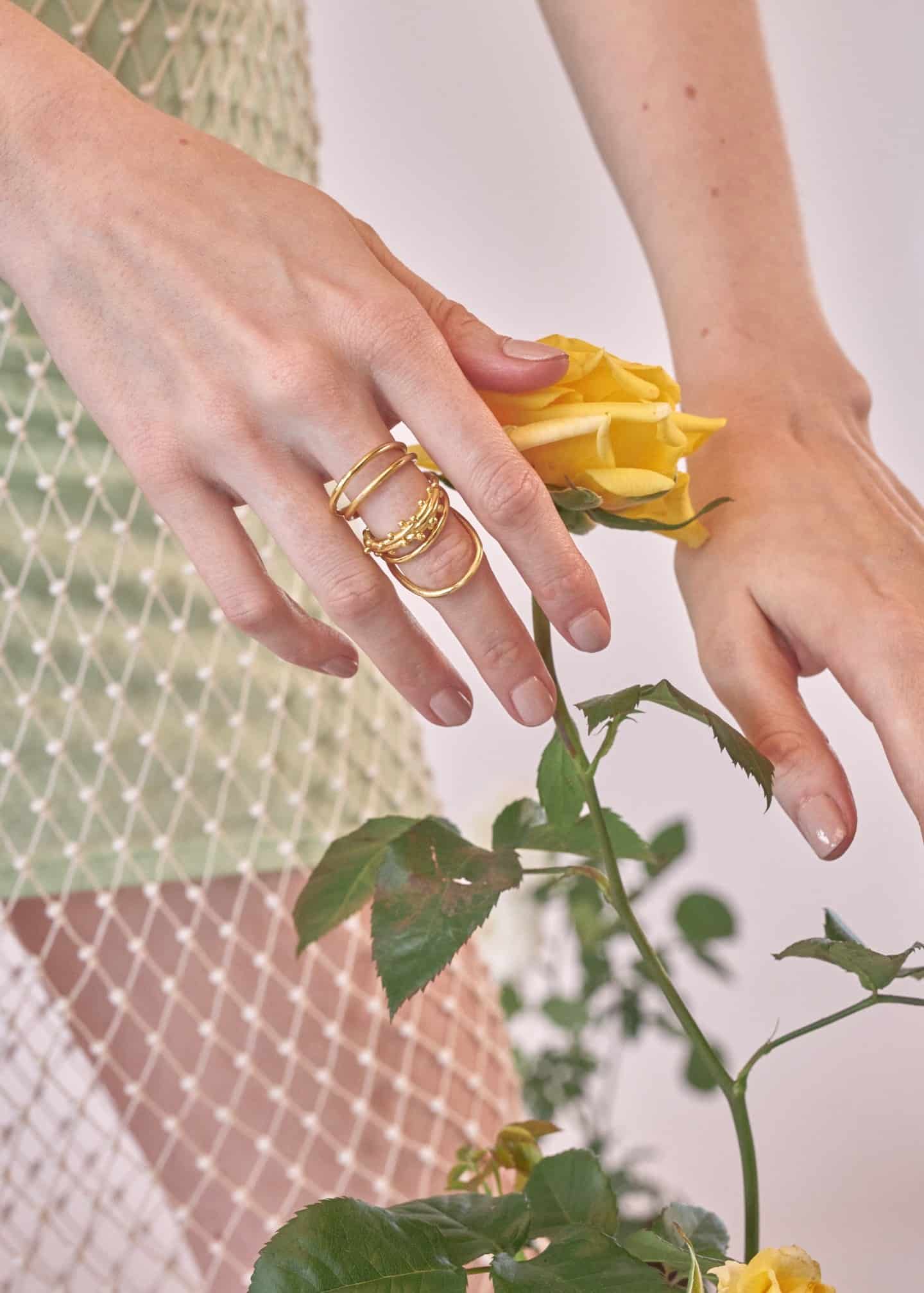 Anillo Estambre dias Dorado - miniatura 1