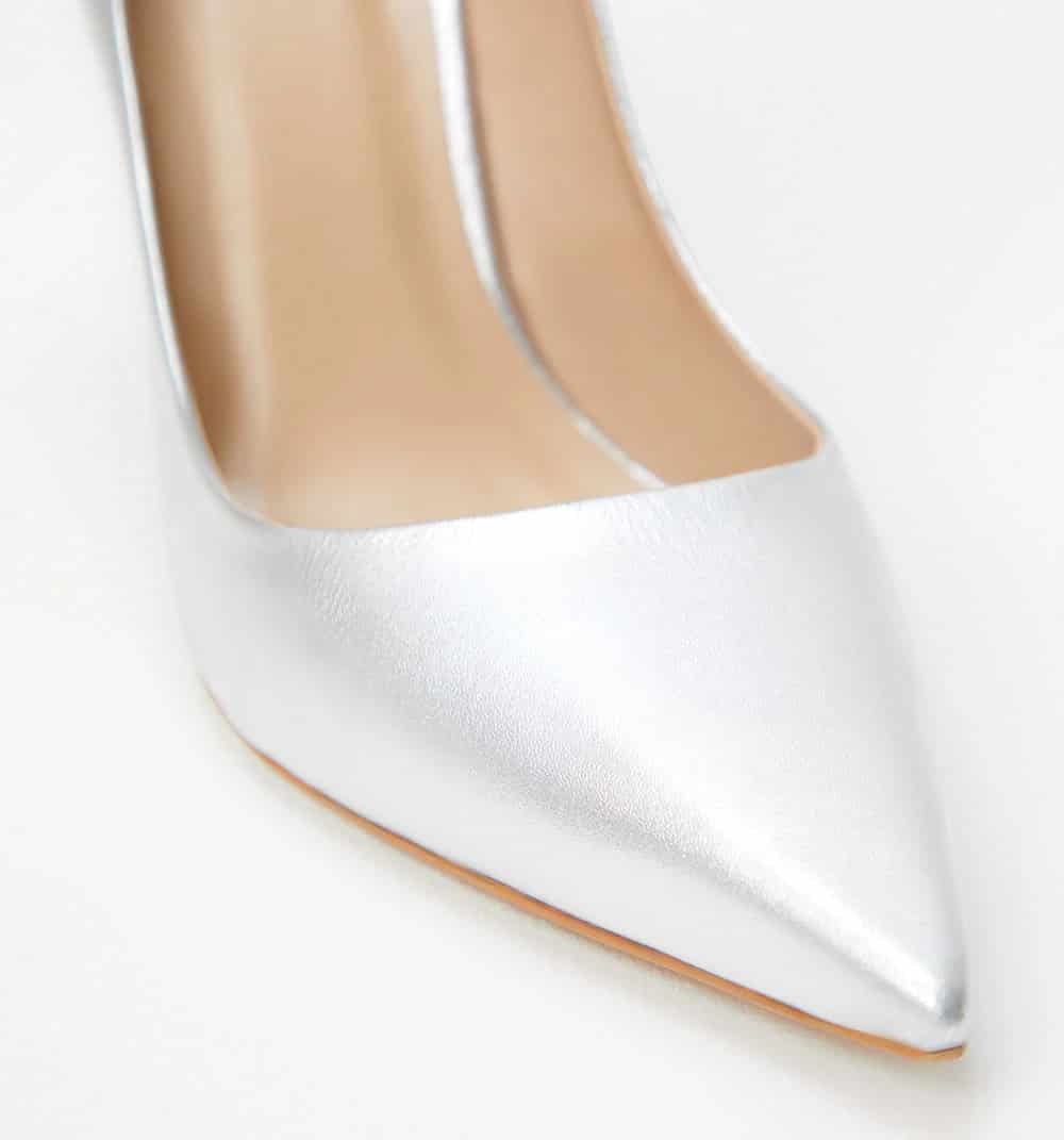 Zapato cerrado metalizado en cuero - miniatura 3