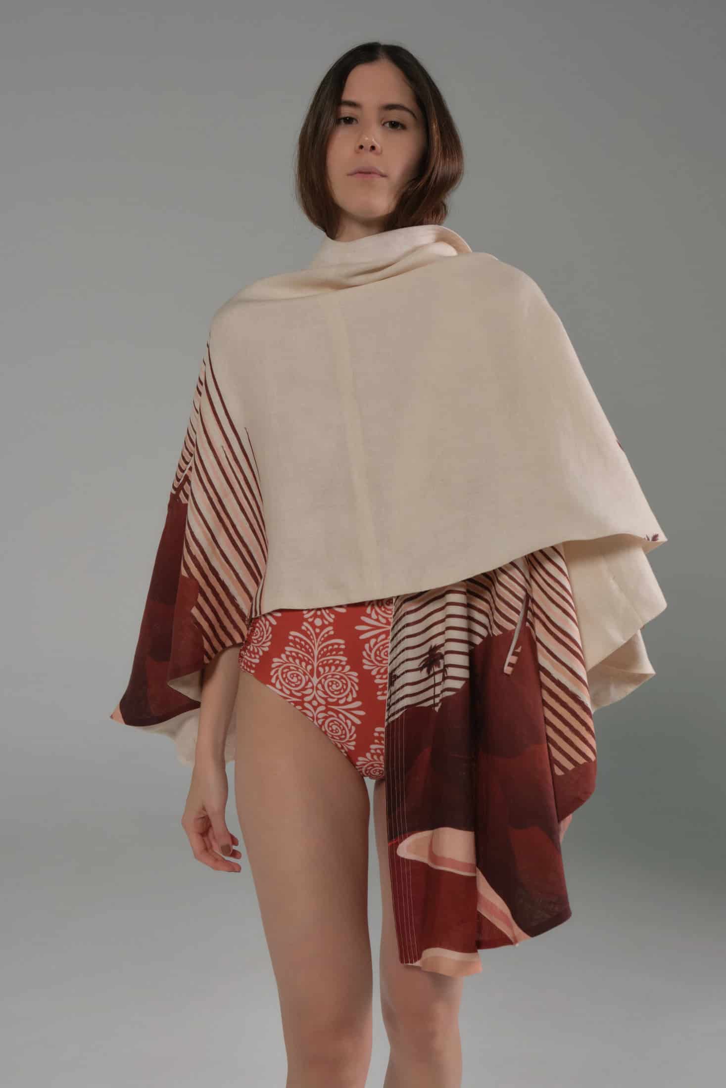 Cavalo Linen Poncho / Red Tropical Landscape - miniatura 2