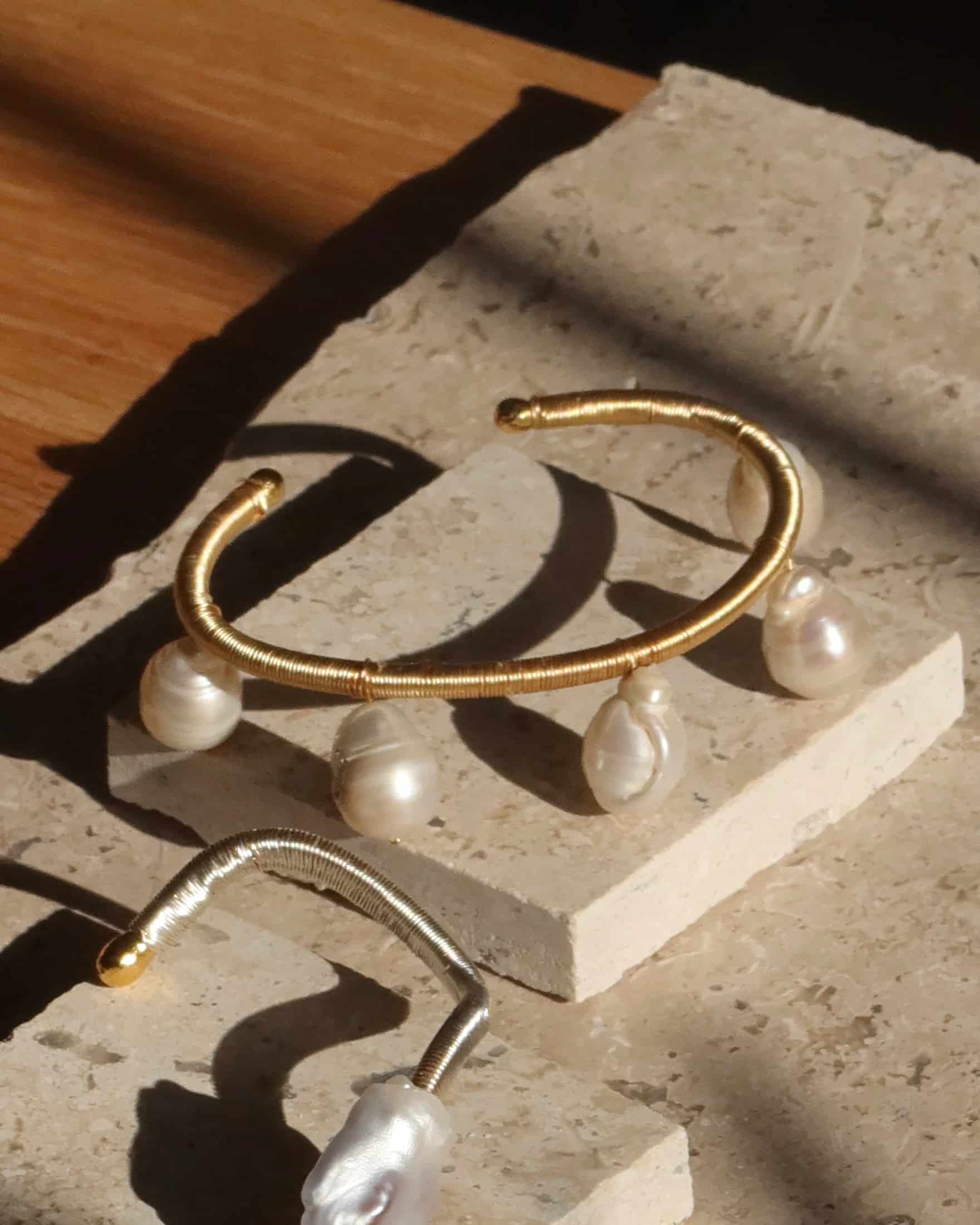 Clarte Pearl Bangle - miniatura 1