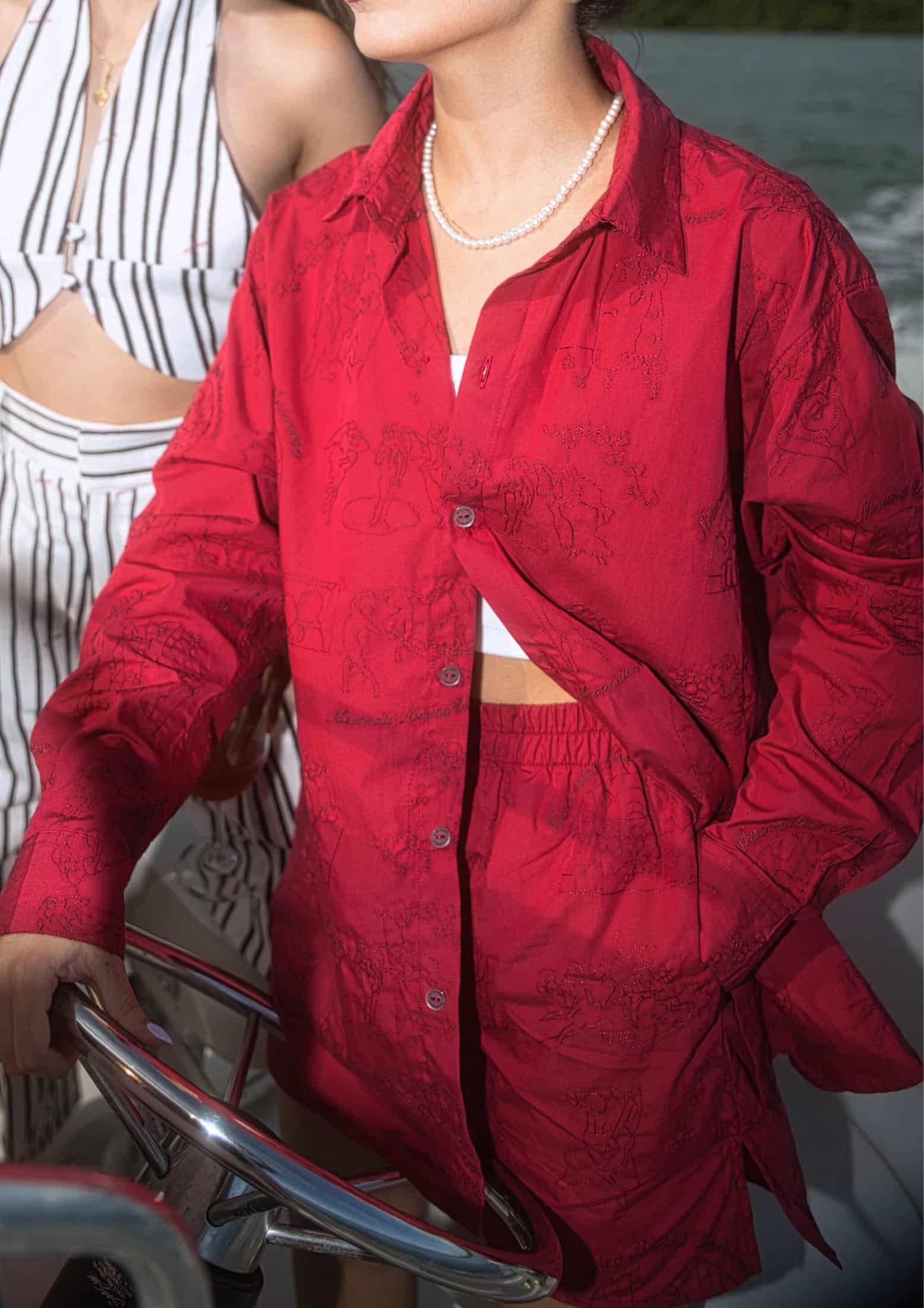 Embroidered Shorts in Red - miniatura 3