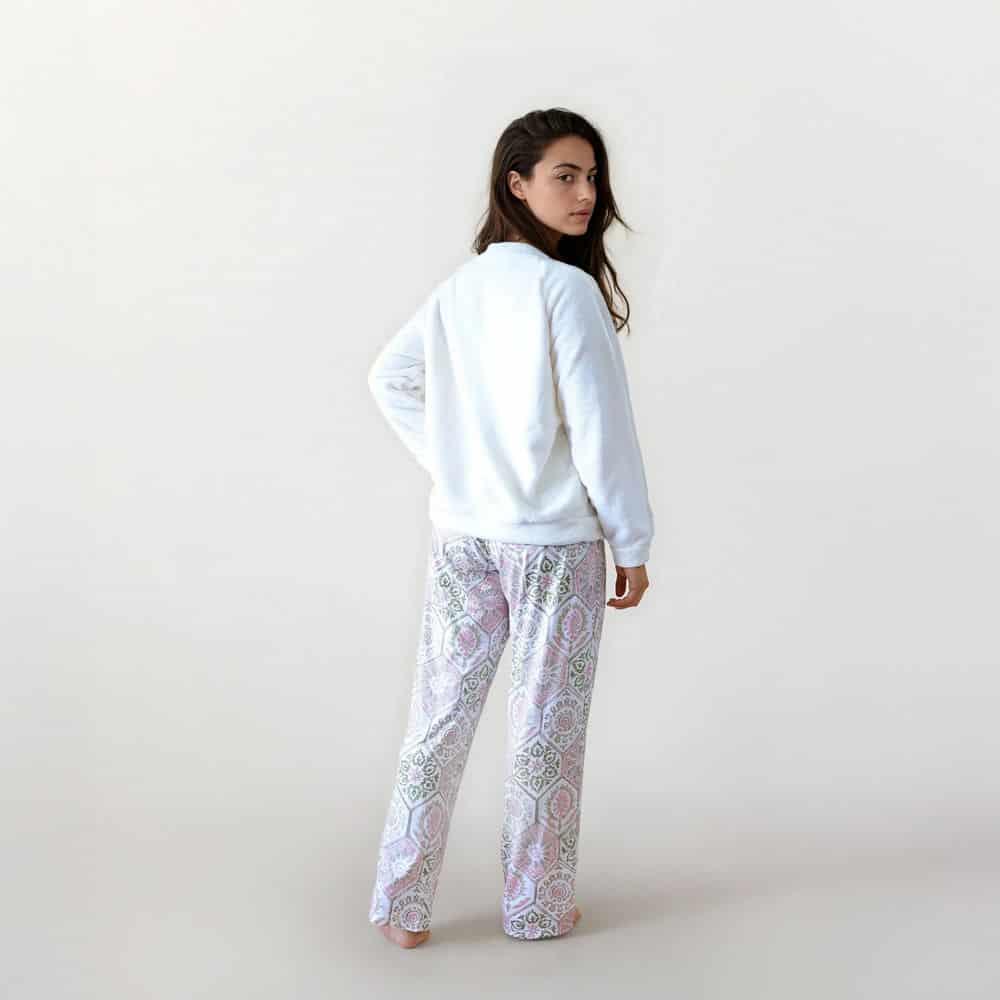 Conjunto de Pijama Pantalón Largo Jardines del Amanecer - miniatura 2