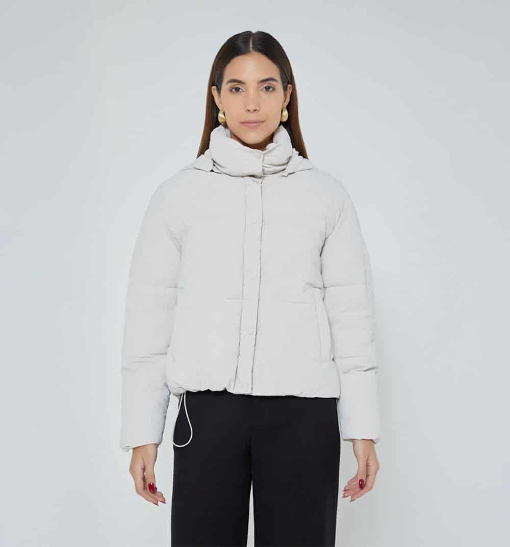 Chaqueta acolchada con capucha - miniatura 2