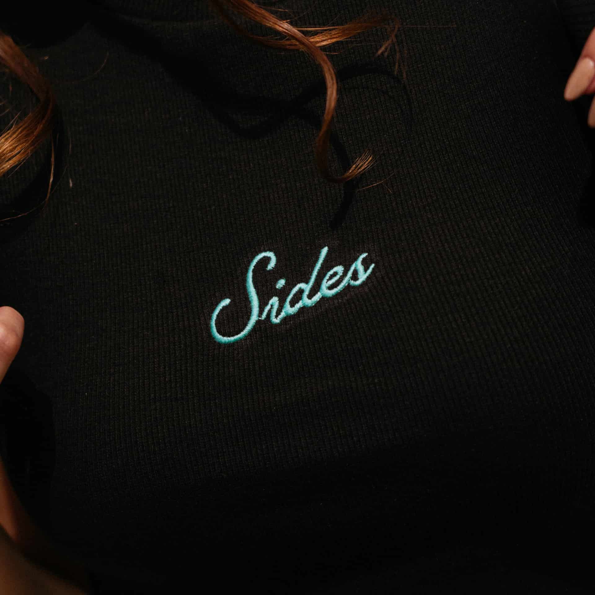 CROPTOP NEGRO - SIDES - miniatura 4