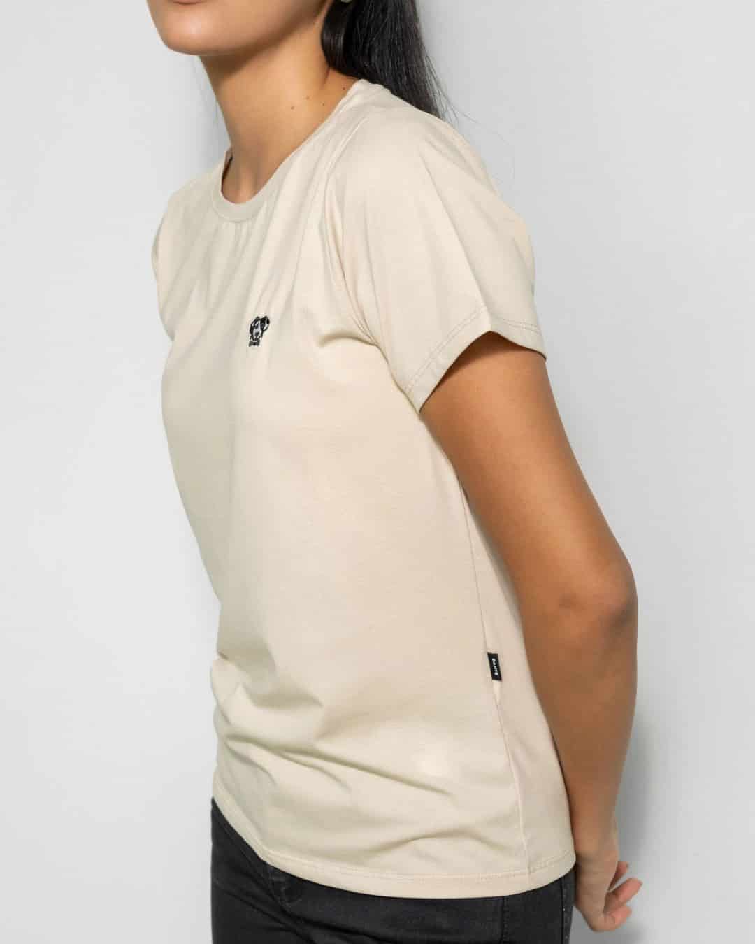 Camiseta Antimanchas de Mujer Arena - miniatura 3