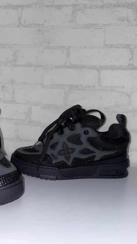 TENIS LOUIS VUITTON DOBLE CORDON GRIS PIEDRAS - miniatura 3