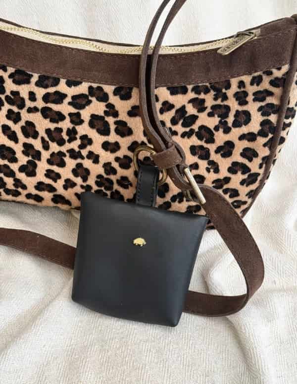 CHARM MONEDERO NEGRO - miniatura 1
