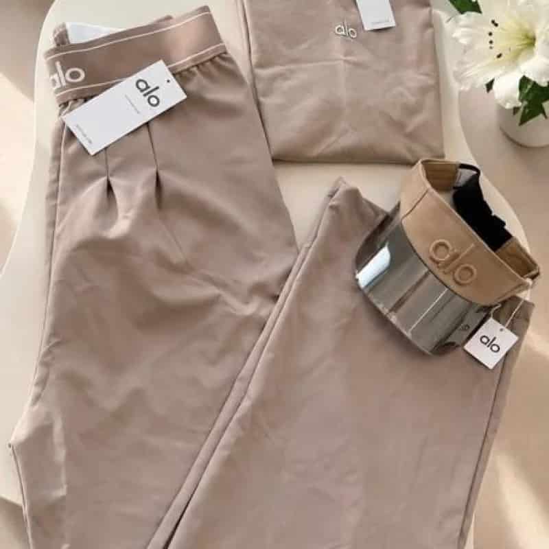 SET ALO PANTALON TAUPE CON CAMISA - miniatura 2