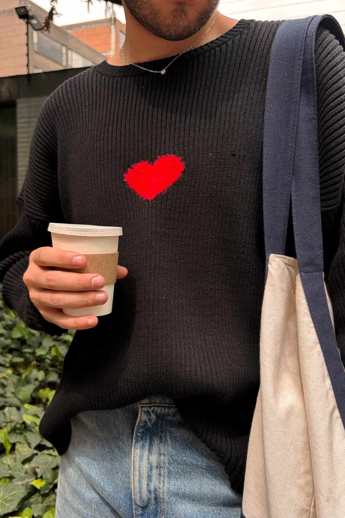 FUZZY HEART SWEATER BLACK - miniatura 2