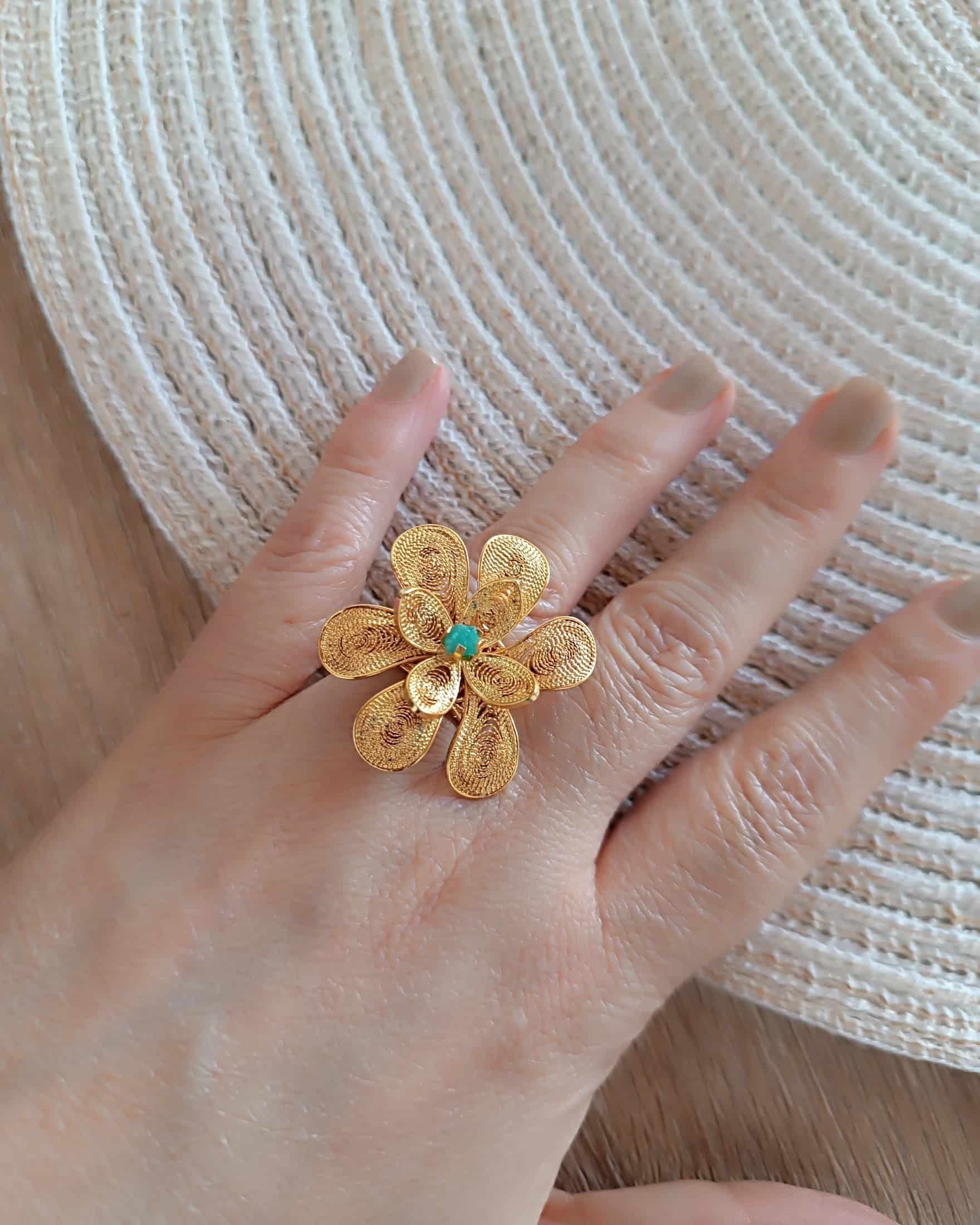 Anillo maxi en filigrana con esmeralda Belen - miniatura 3