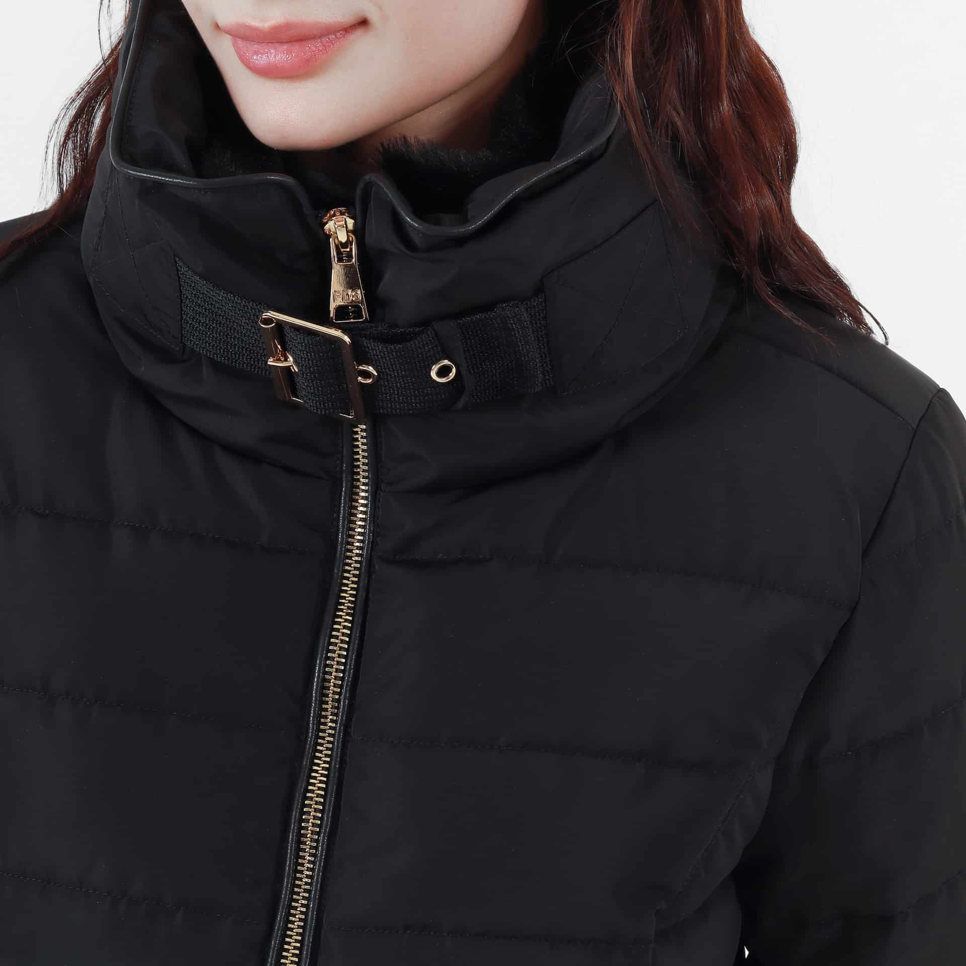 Chaqueta acolchada cuello alto con capucha interna - miniatura 23