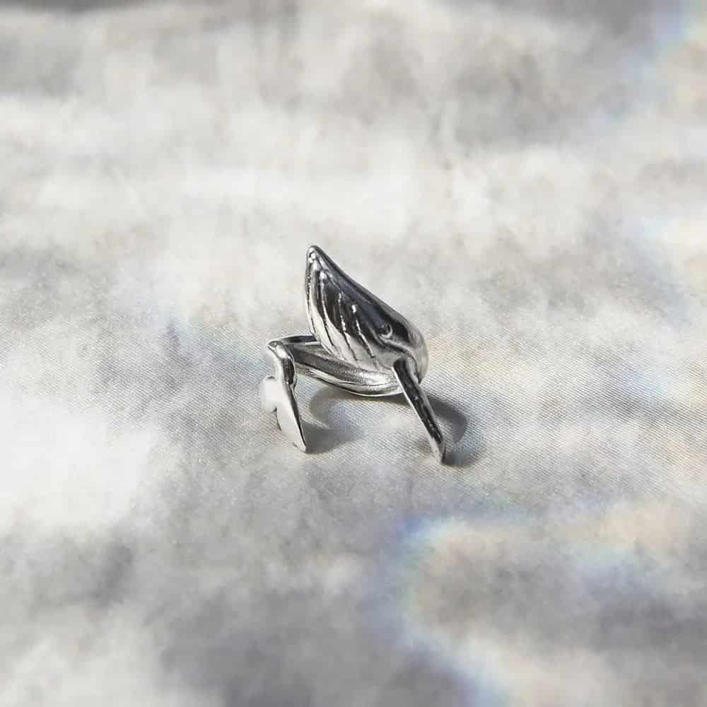 Earcuff Ballena jorobada - miniatura 3