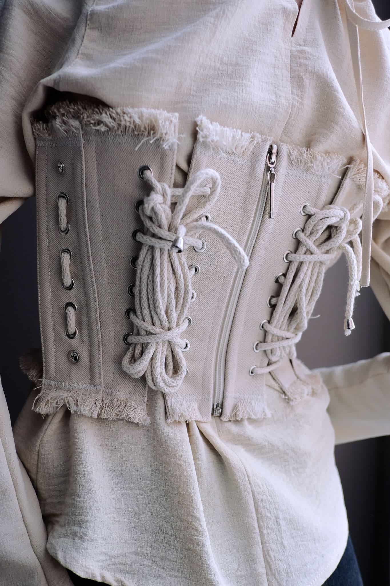 Corset piel largo - miniatura 2