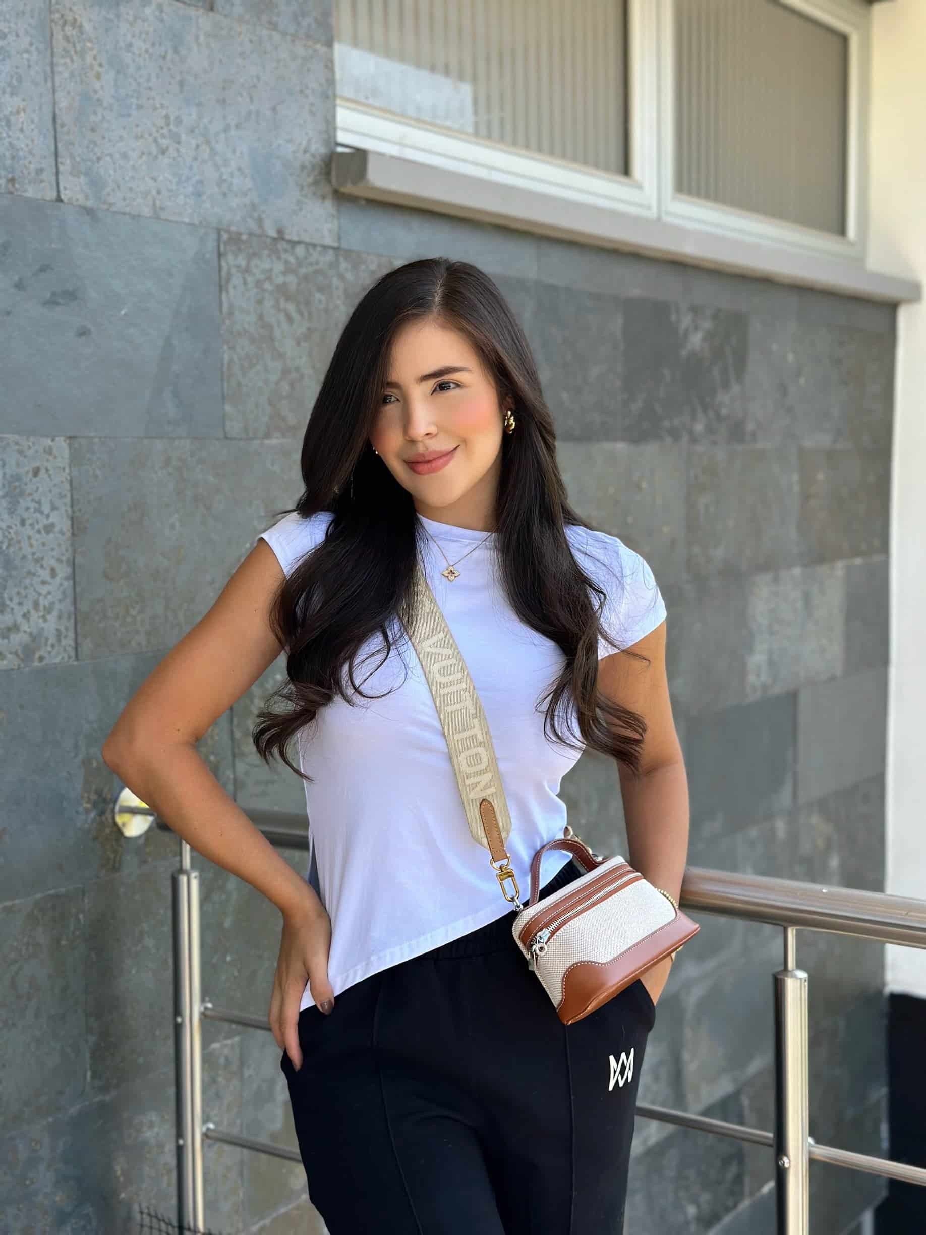 CAMISETA ANNA BLANCA - miniatura 2