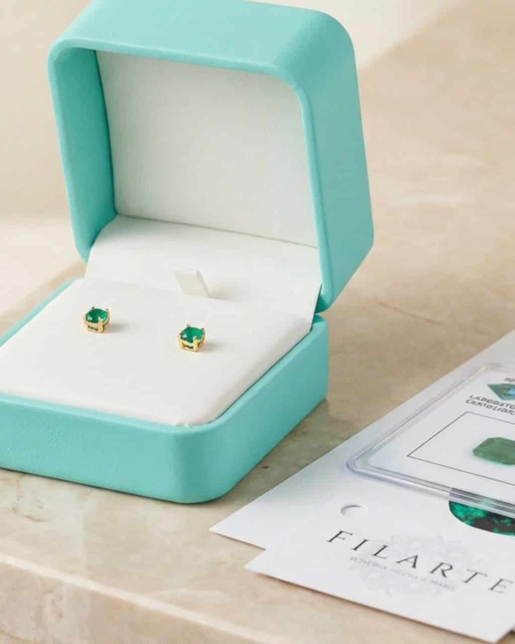 Topos de Esmeralda Colombiana Oro 18K - miniatura 2